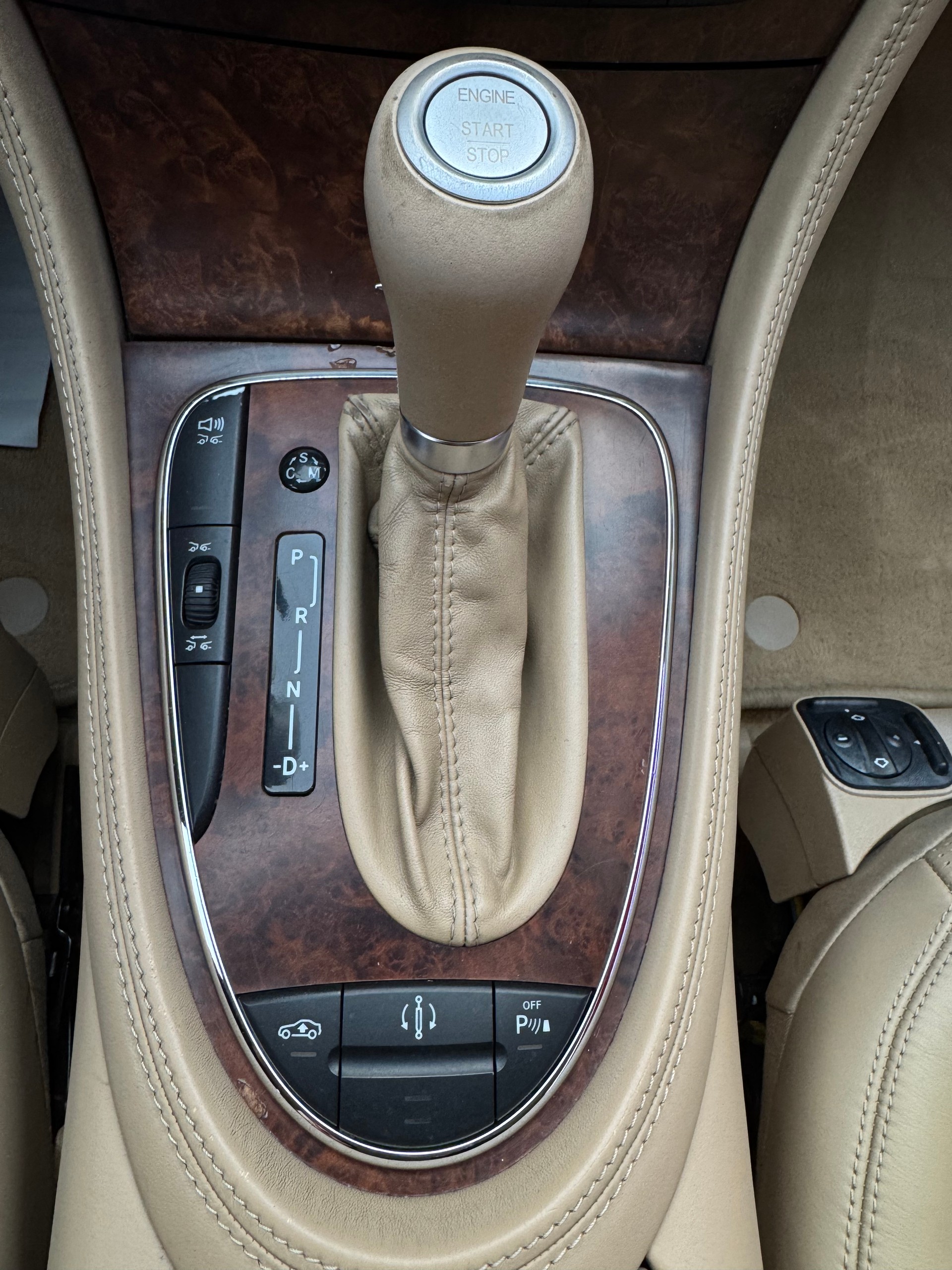 MERCEDES-BENZ CLS 63 AMG 7G-Tronic-image-22