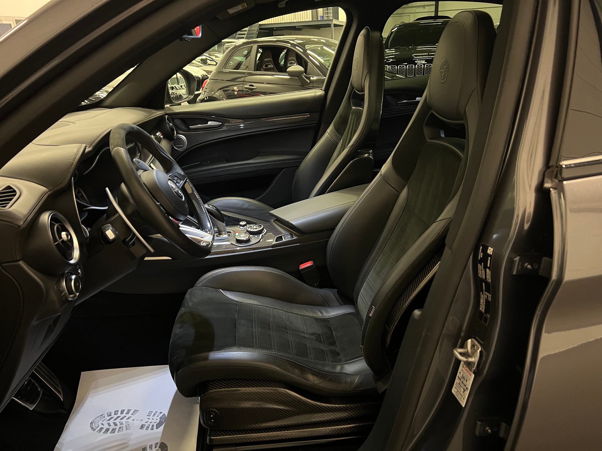 ALFA ROMEO Stelvio 2.9 V6 Quadrifoglio Q4 Automatic Racing Edition-image-17