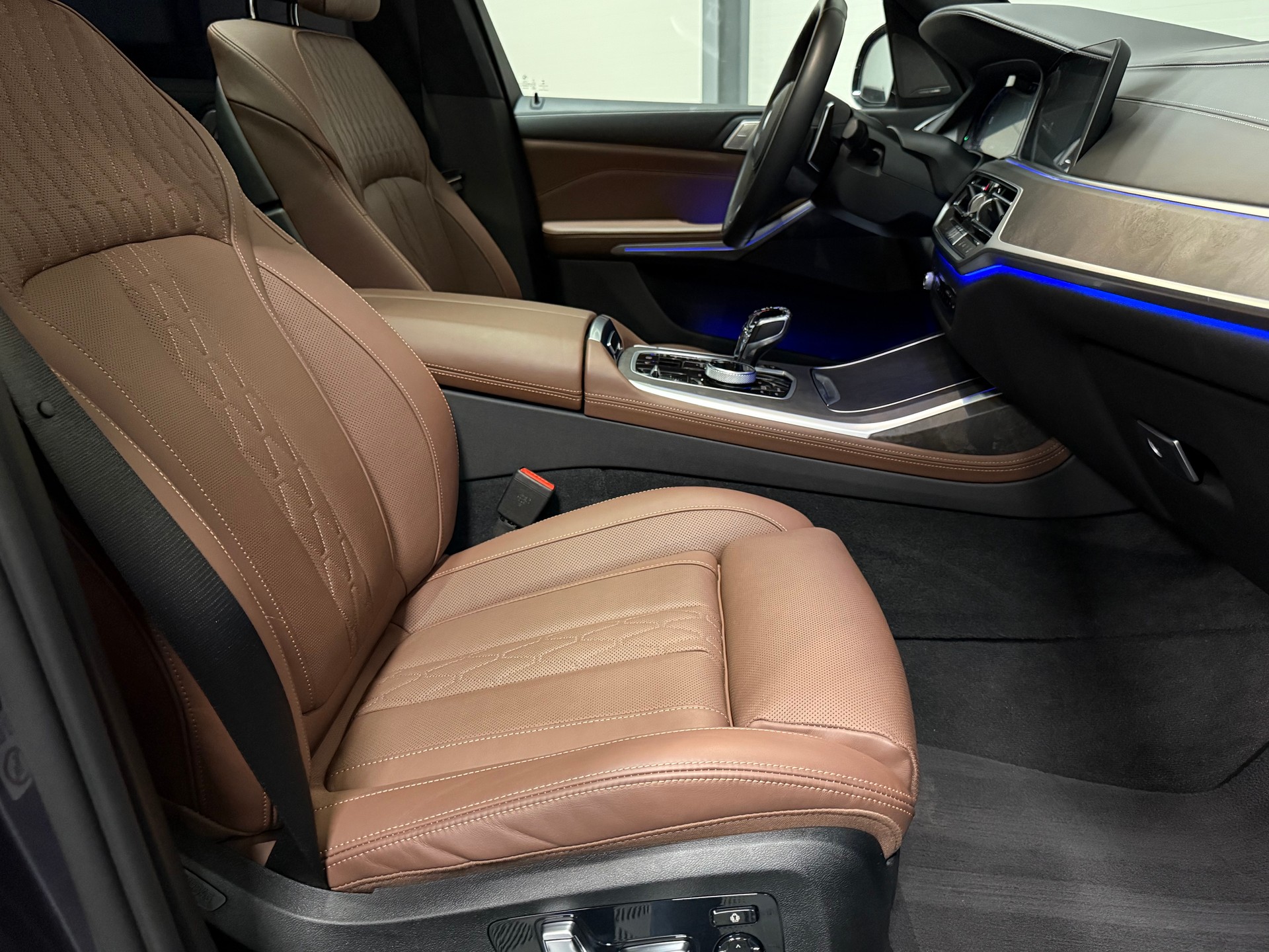 BMW X7 40i xDrive SAG M-Sport-image-8