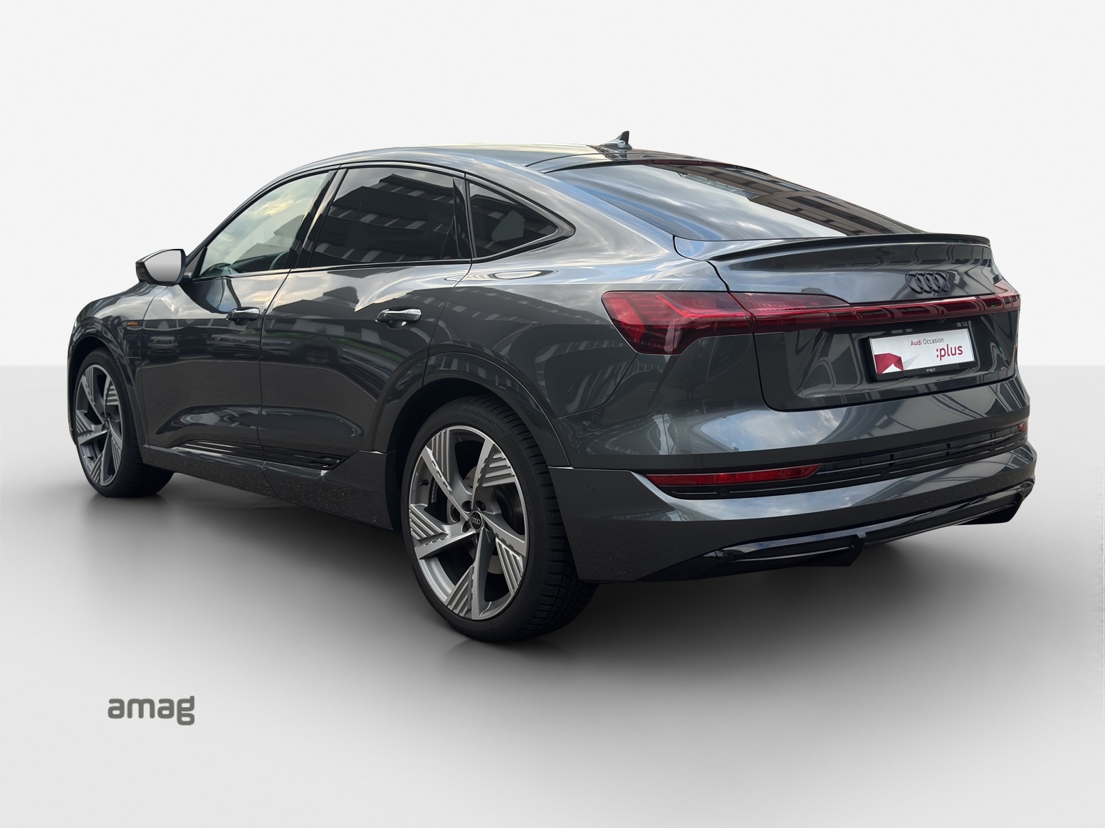 AUDI e-tron SB 55 quattro-image-2