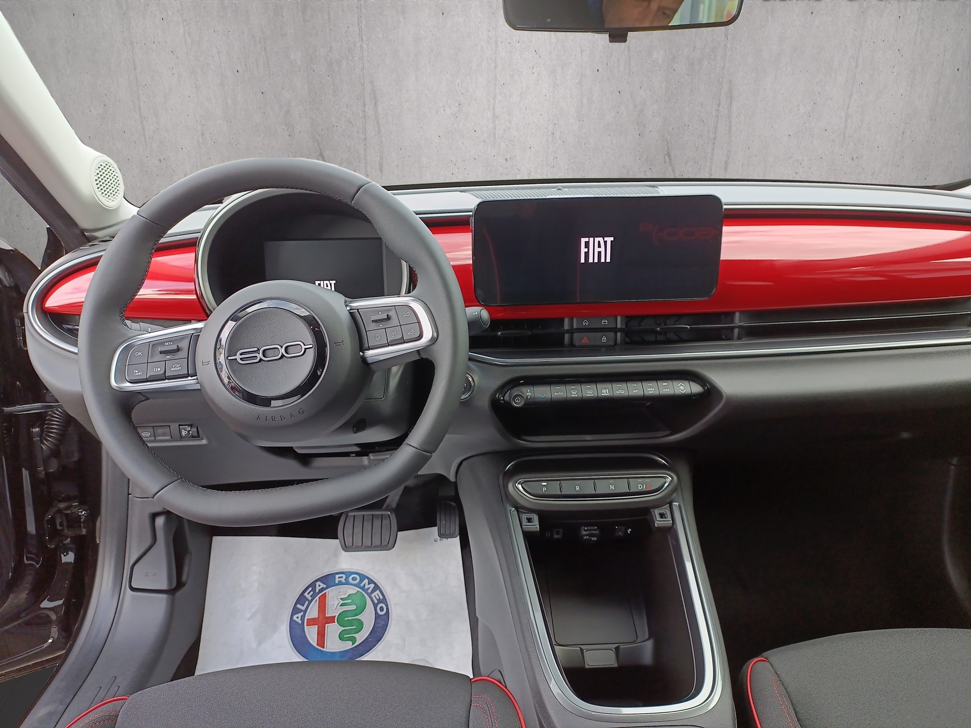 FIAT 600e Red-image-8