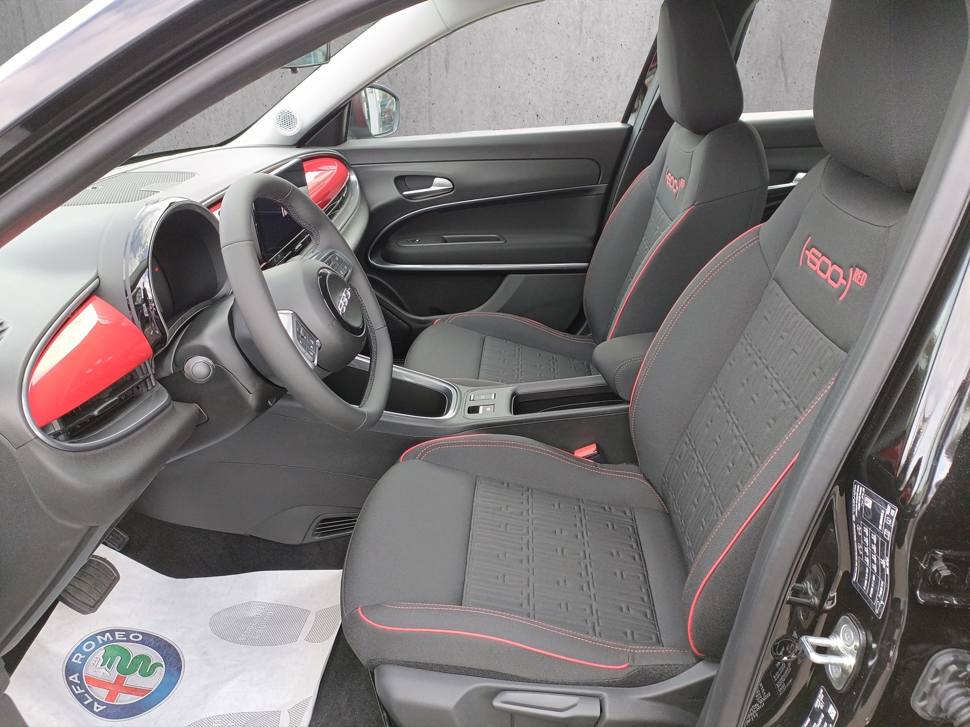 FIAT 600e Red-image-6