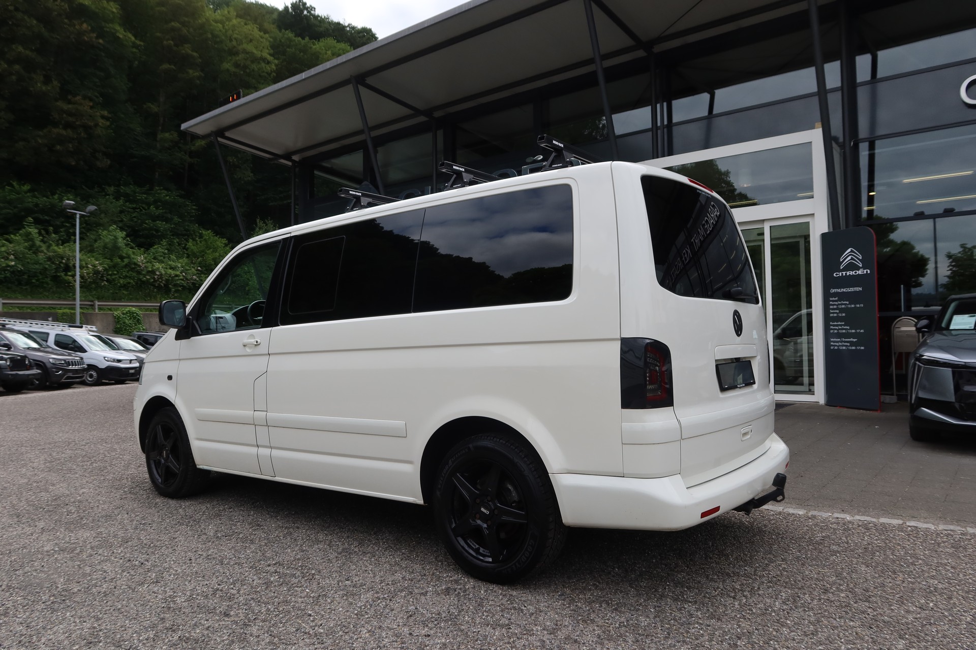 VW Multivan Comf. 2.5TDI 4M-image-4