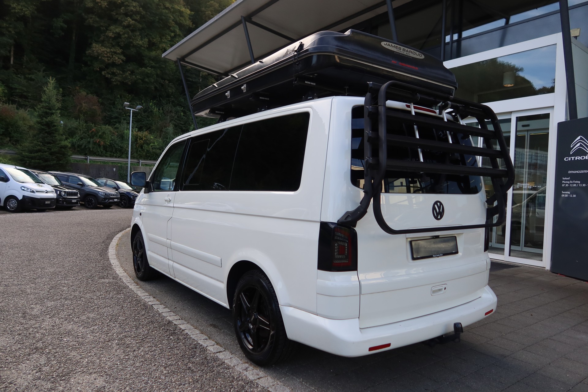 VW Multivan Comf. 2.5TDI 4M-image-3