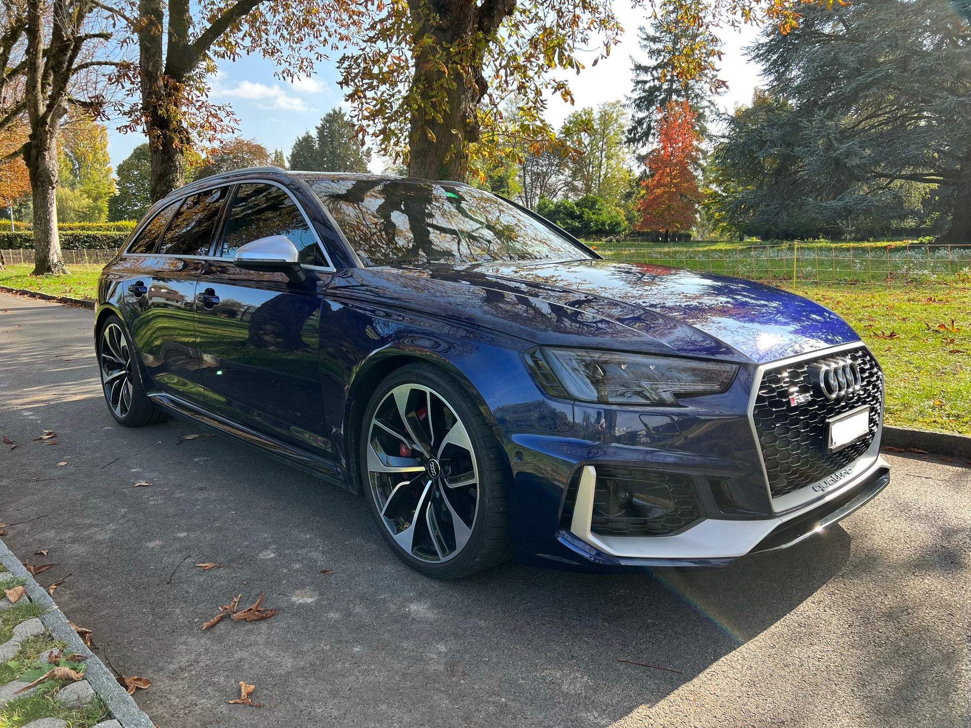 AUDI RS4 Avant 2.9 TFSI quattro tiptronic-image-6