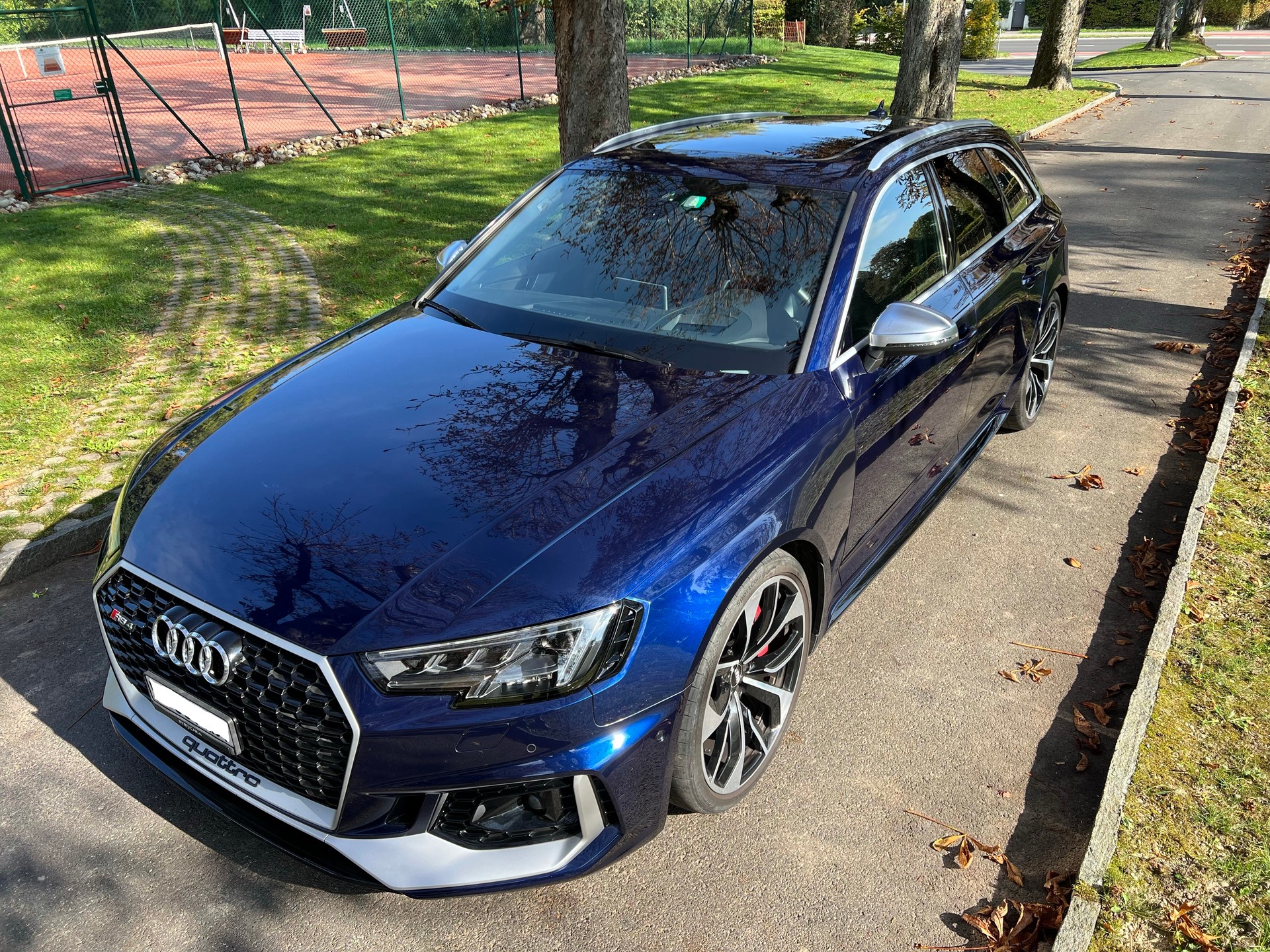 AUDI RS4 Avant 2.9 TFSI quattro tiptronic-image-1