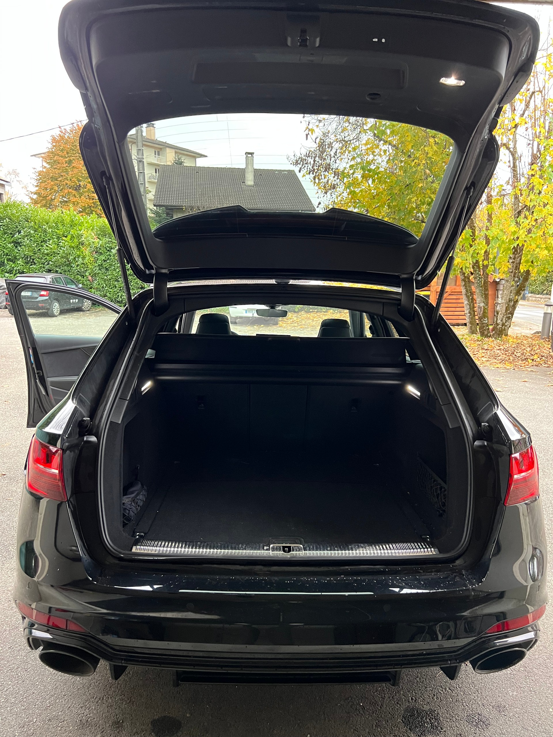 AUDI RS4 Avant 2.9 TFSI quattro tiptronic-image-13