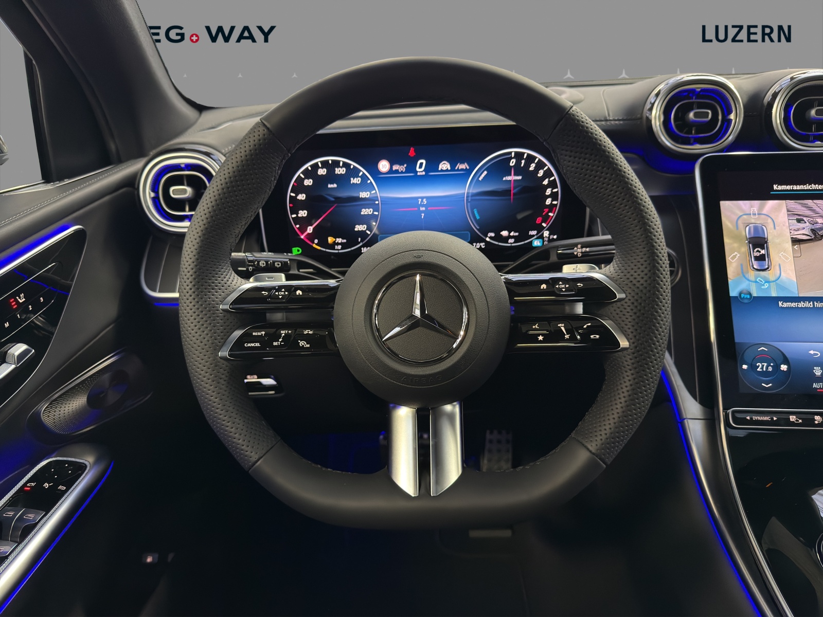 MERCEDES-BENZ GLC 300 e 4Matic 9G-Tronic-image-9
