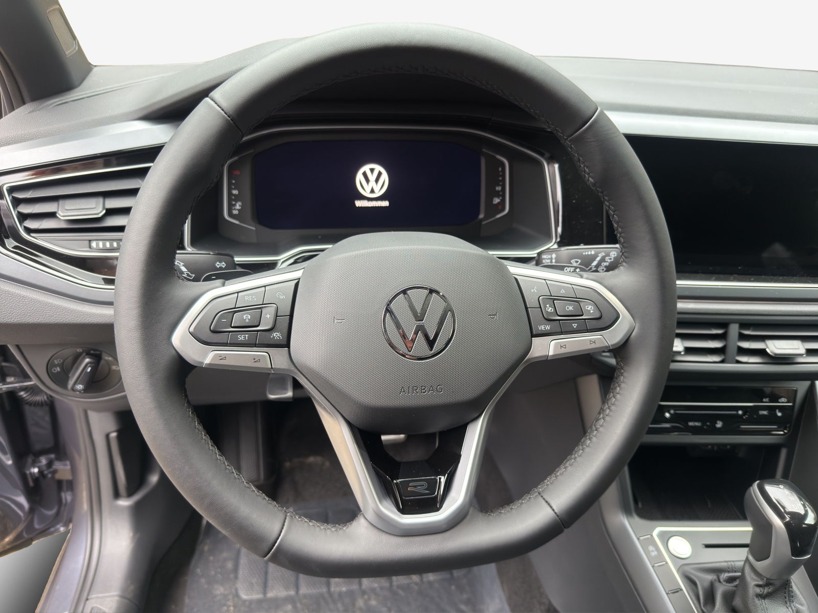 VW Polo 1.0 TSI R-Line United DSG-image-9