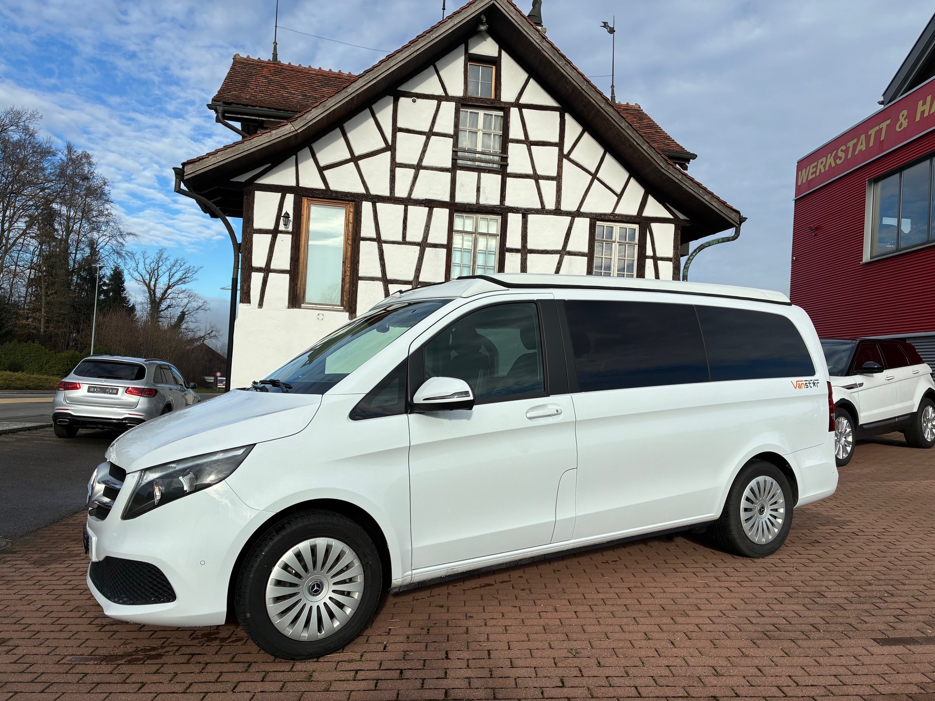 MERCEDES-BENZ-image-1