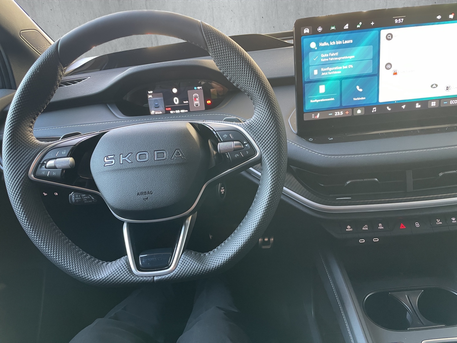 SKODA Elroq 85 Sportline 4x4-image-9