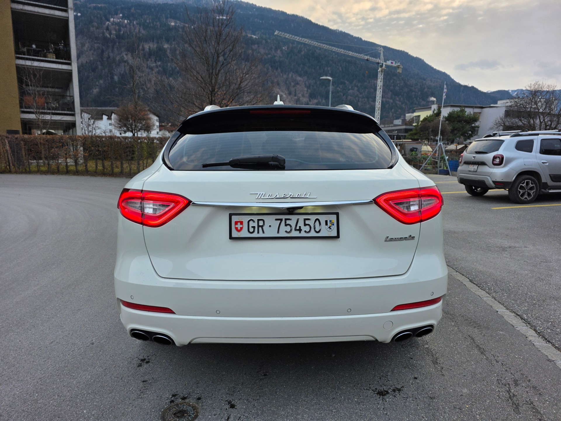 MASERATI Levante S 3.0 V6 Automatica-image-3