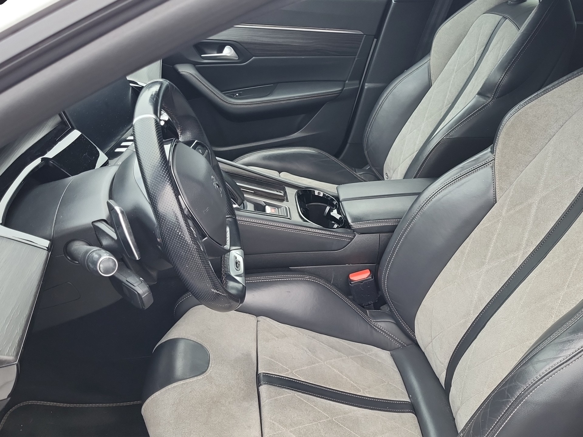 PEUGEOT 508 SW 1.6 PHEV GT-image-4