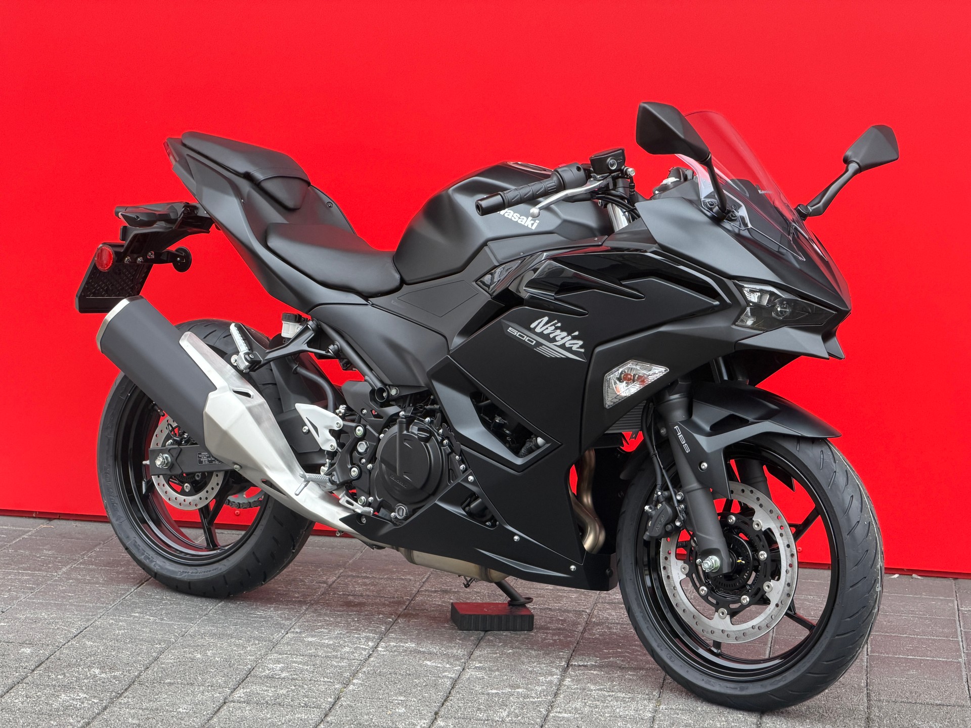 KAWASAKI Ninja 500-showroom-element-1