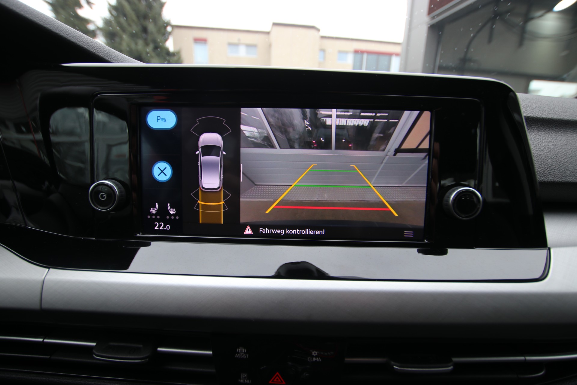 VW Golf 1.0 eTSI mHEV ACTLife DSG-image-16