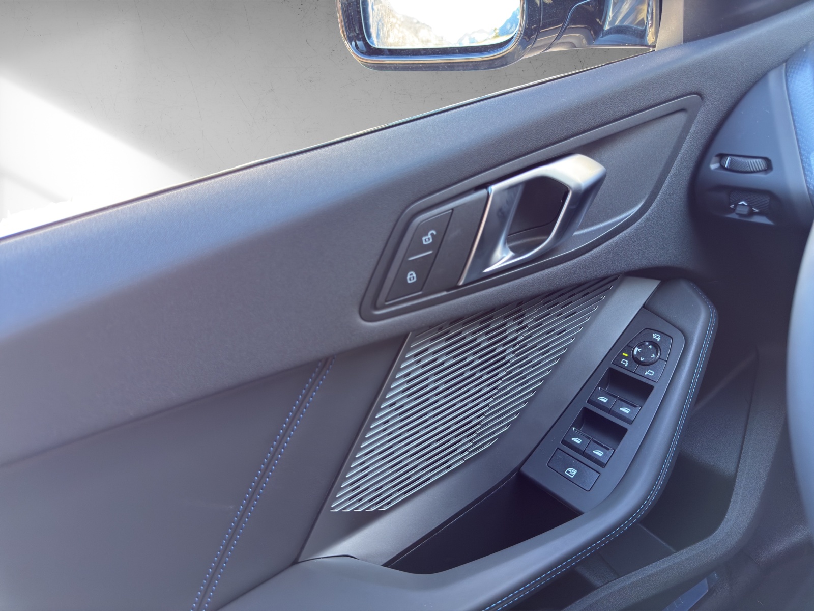 BMW 120 M Sport Pro Steptronic-image-14