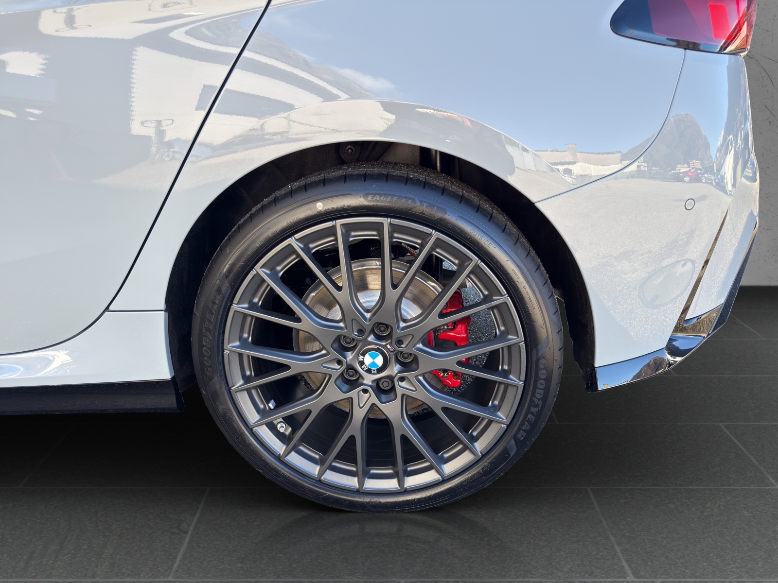 BMW 120 M Sport Pro Steptronic-image-9