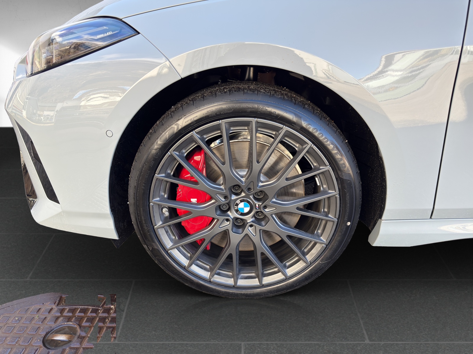 BMW 120 M Sport Pro Steptronic-image-8