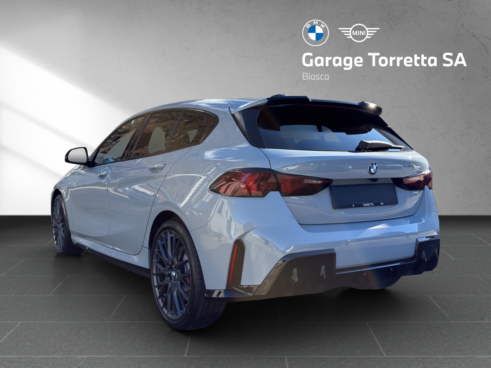 BMW 120 M Sport Pro Steptronic-image-2