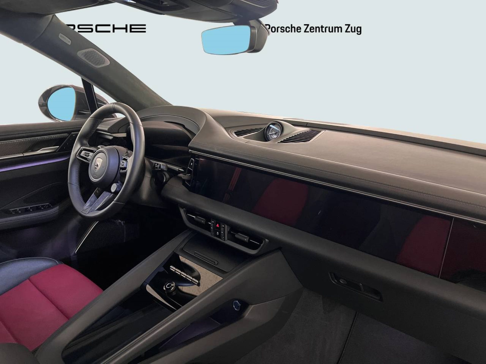 PORSCHE Macan Turbo-image-17