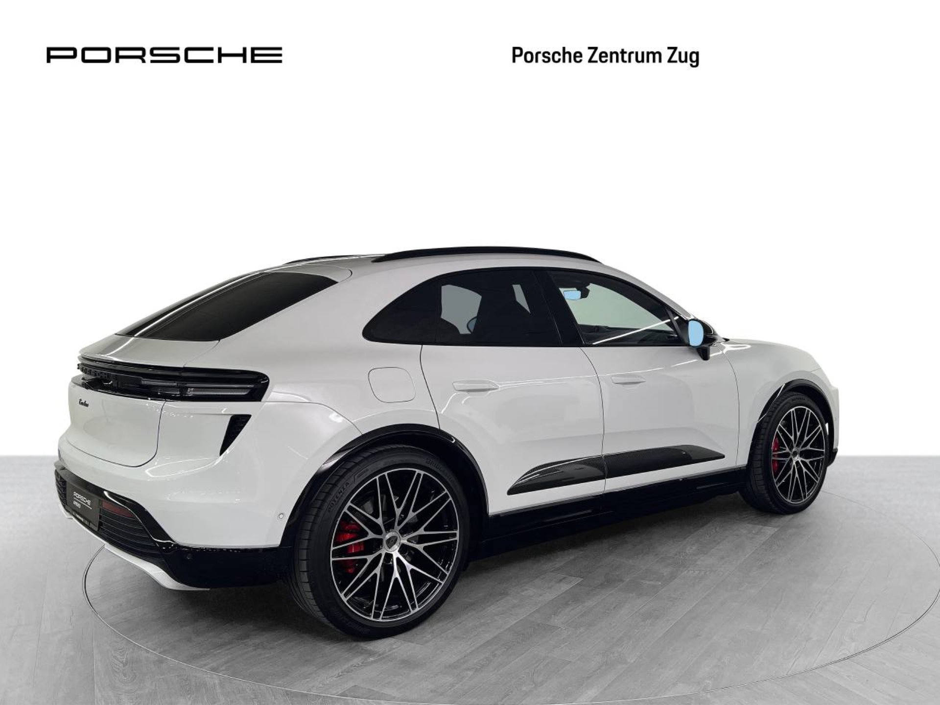 PORSCHE Macan Turbo-image-8