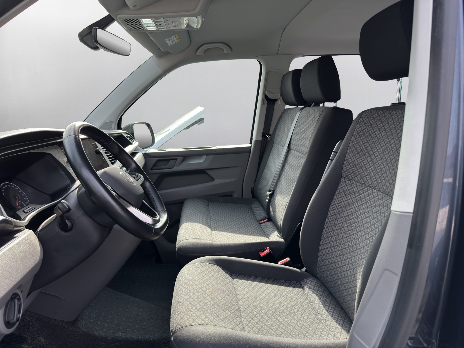 VW T6.1 Caravelle 2.0 TDI Trendline Liberty DSG LWB-image-9