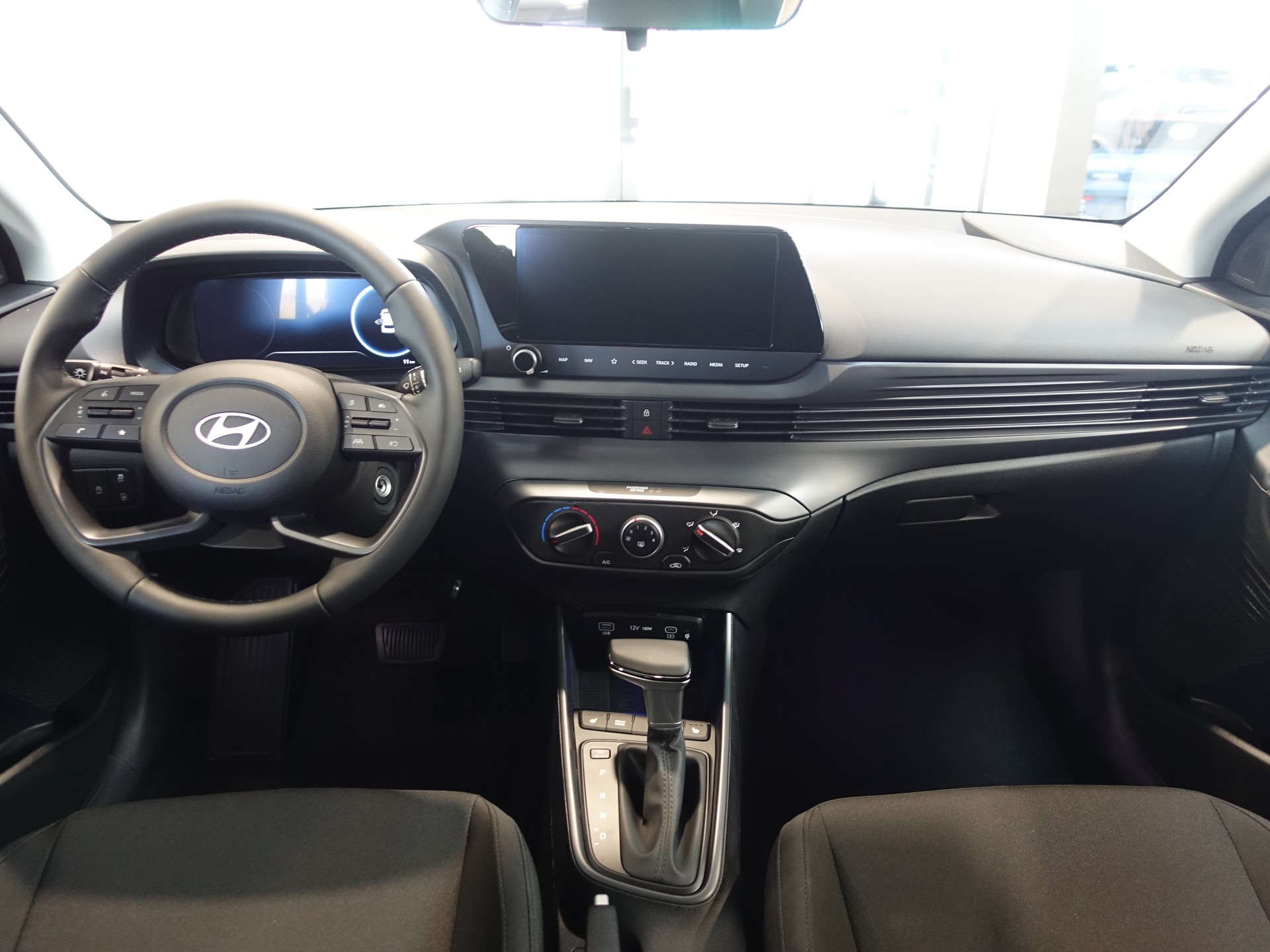 HYUNDAI i20 1.0 T-GDi Amplia DCT-image-11