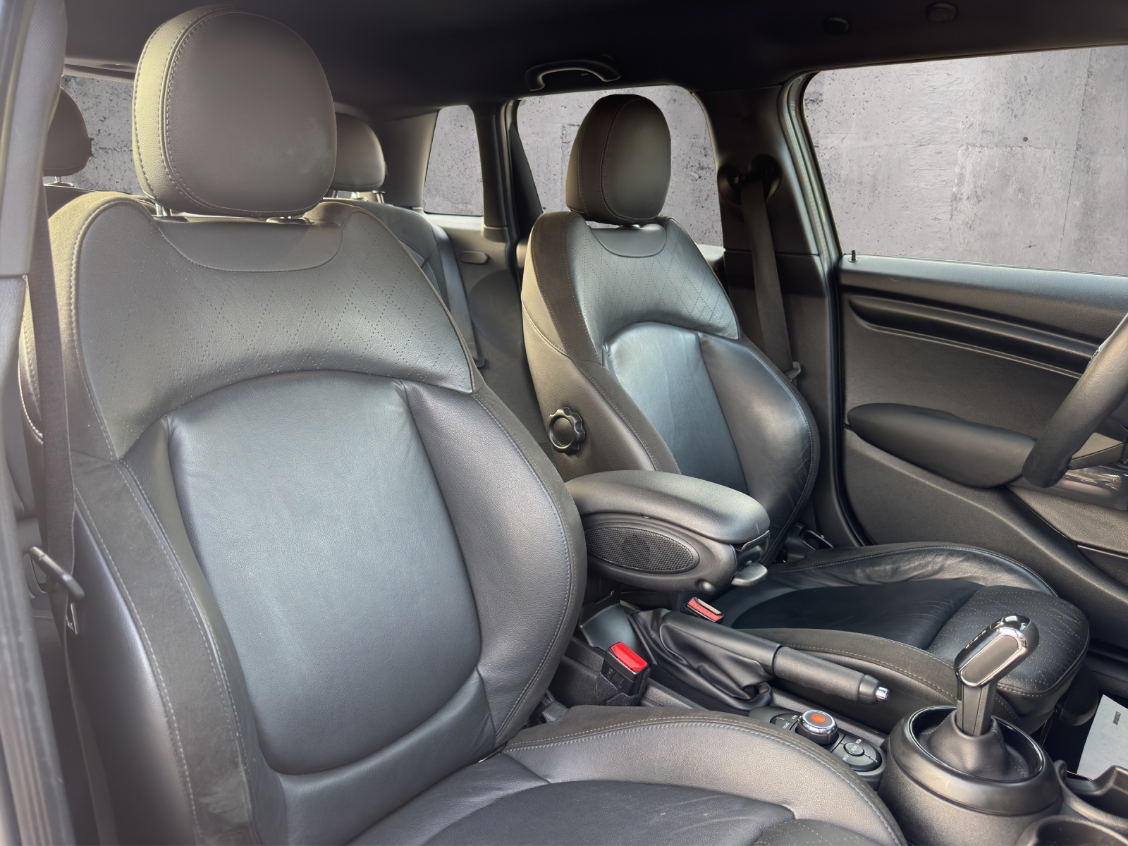MINI Cooper Steptronic DKG-image-13