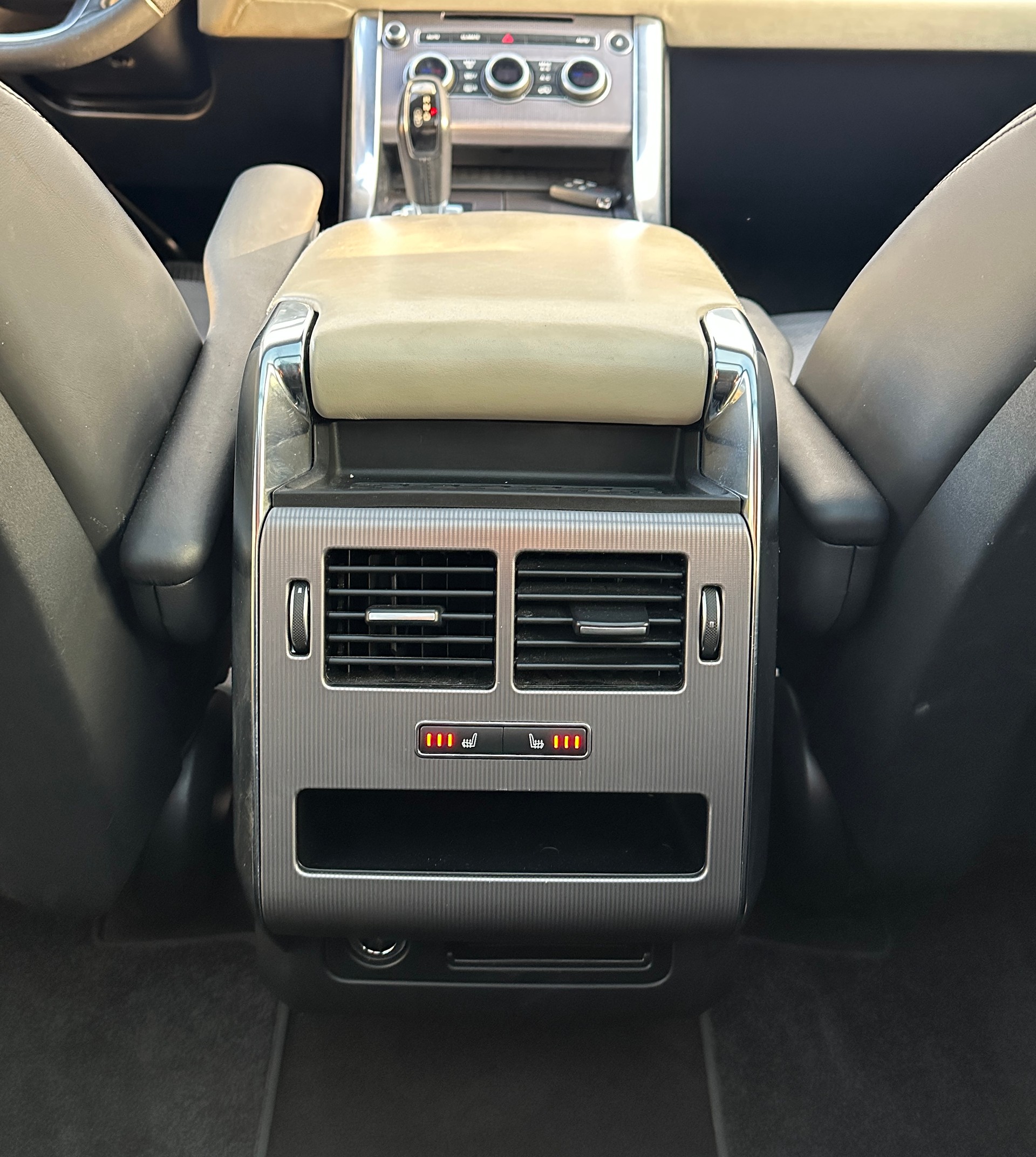 LAND ROVER Range Rover Sport 3.0 SDV6 HSE Automatic-image-14