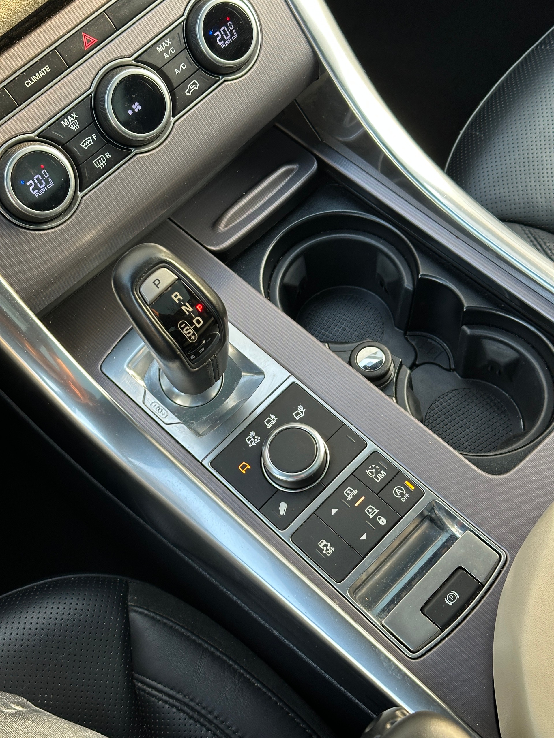 LAND ROVER Range Rover Sport 3.0 SDV6 HSE Automatic-image-9