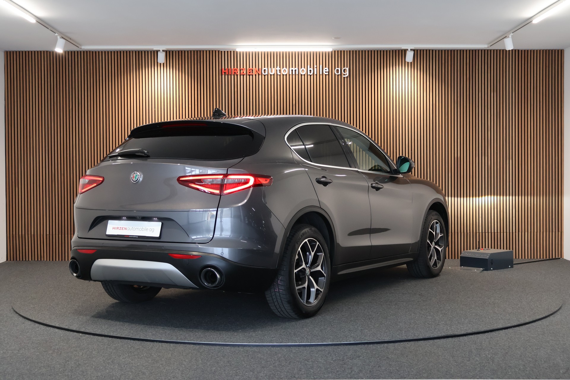 ALFA ROMEO Stelvio 2.0 Super Q4 Automatic-image-4