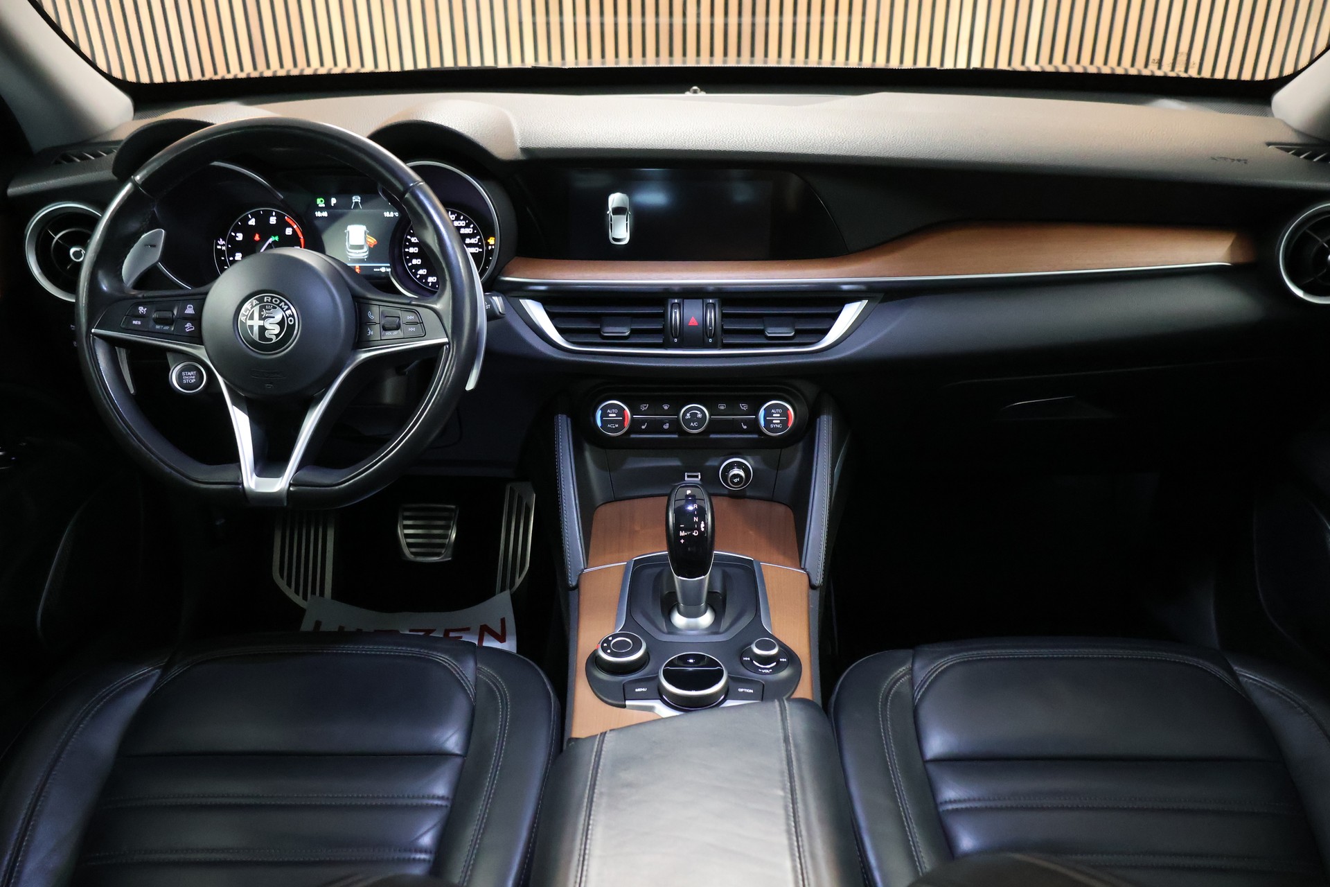 ALFA ROMEO Stelvio 2.0 Super Q4 Automatic-image-17