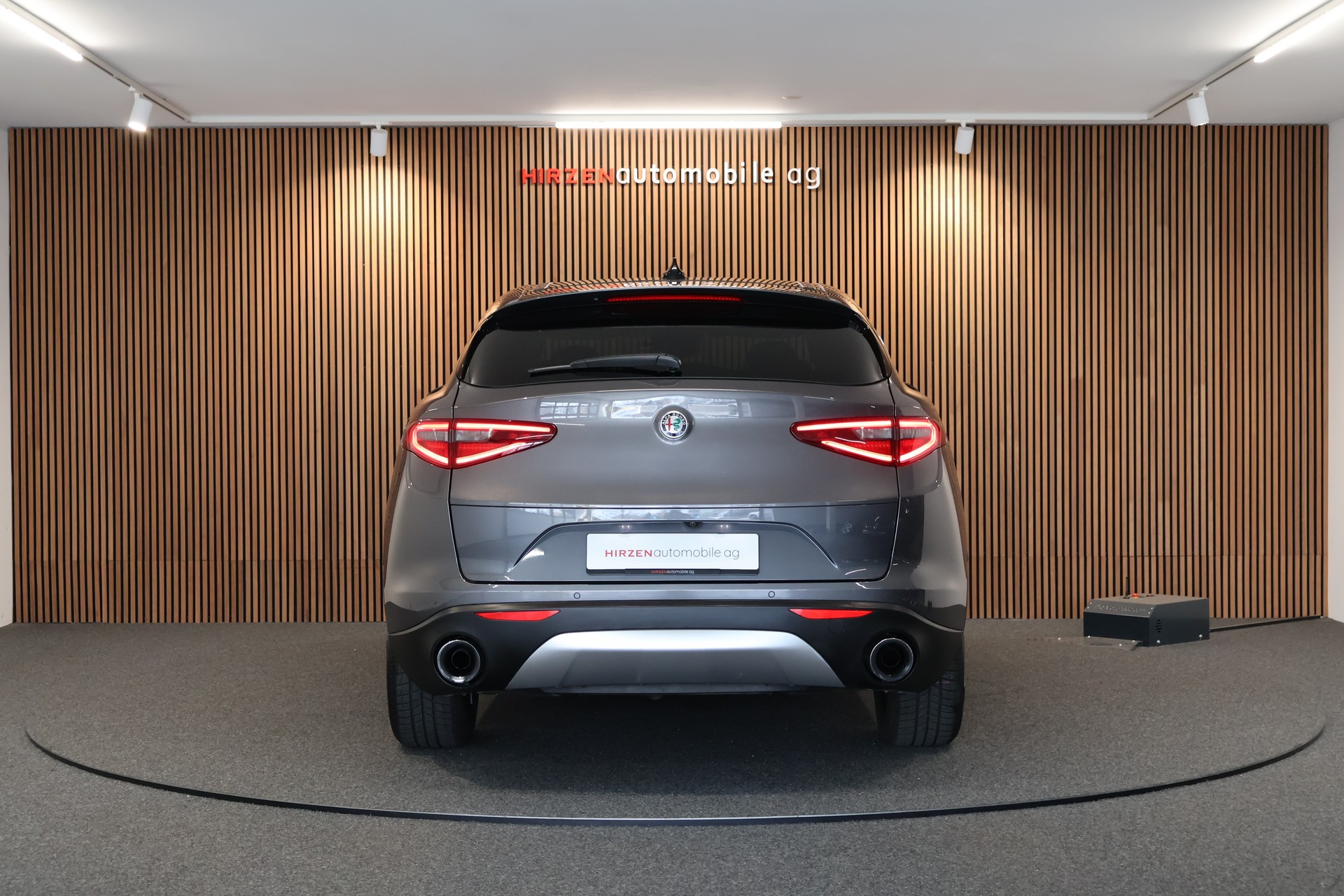 ALFA ROMEO Stelvio 2.0 Super Q4 Automatic-image-3