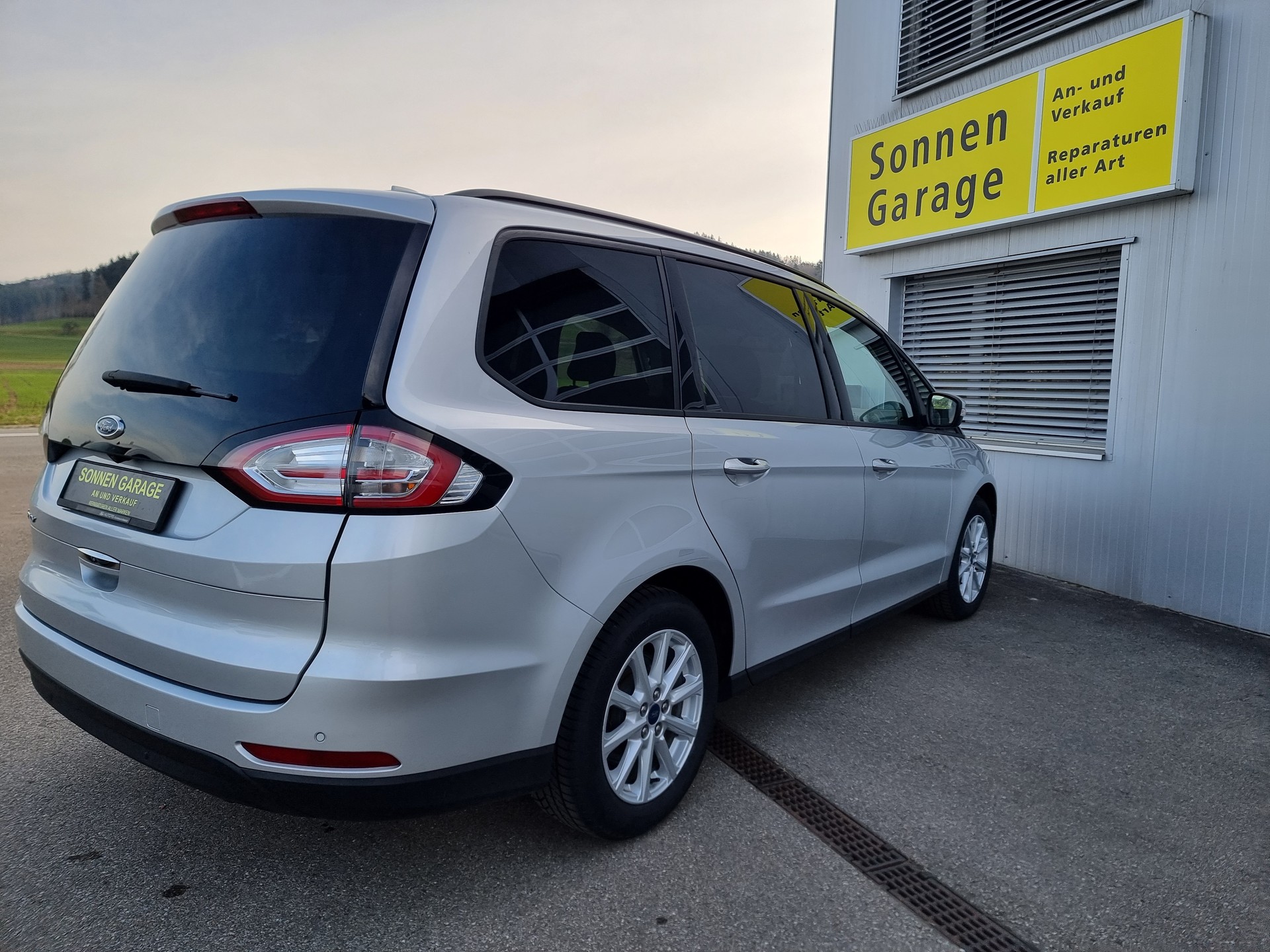 FORD Galaxy 2.0 TDCi Edition Automatic-image-15