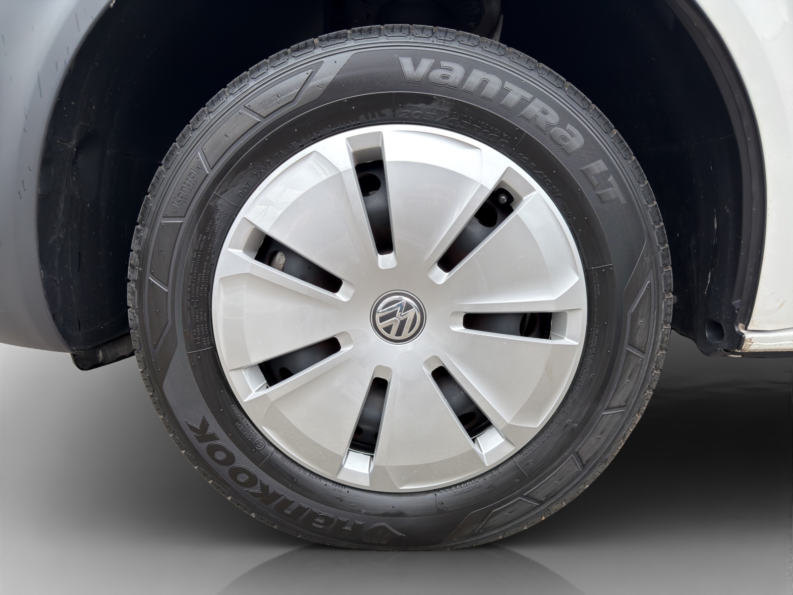 VW T6.1 2.0 TDI 4Motion-image-15