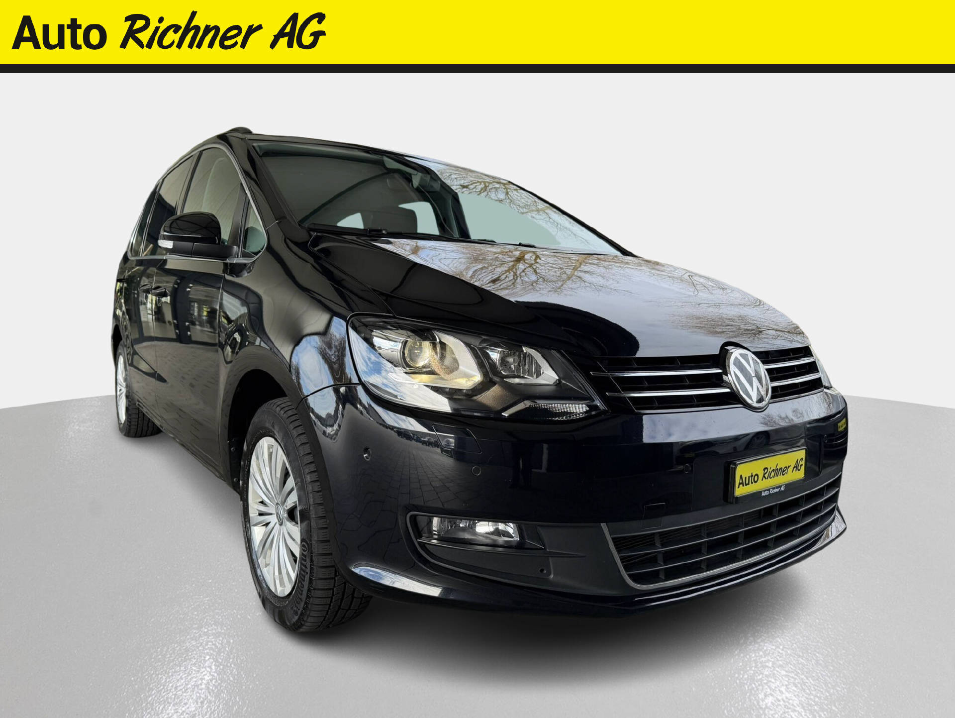 VW Sharan 2.0 TDI SCR Comfortline DSG 4m-image-0