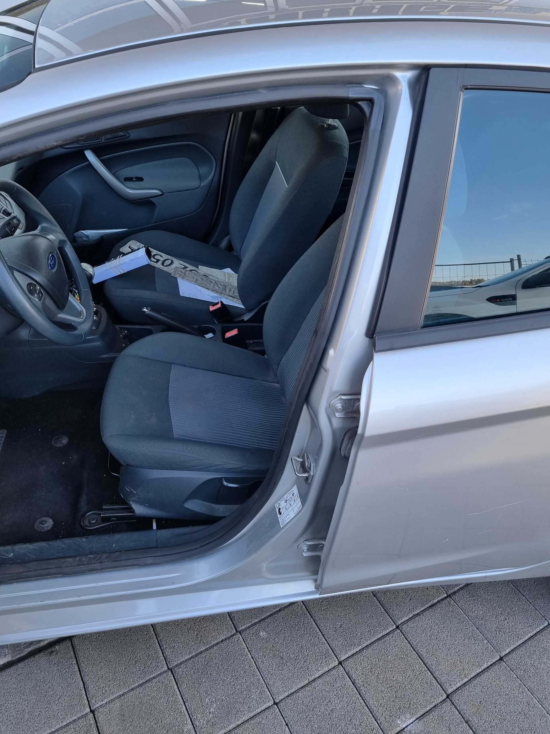 FORD Fiesta 1.25 16V Trend-image-6