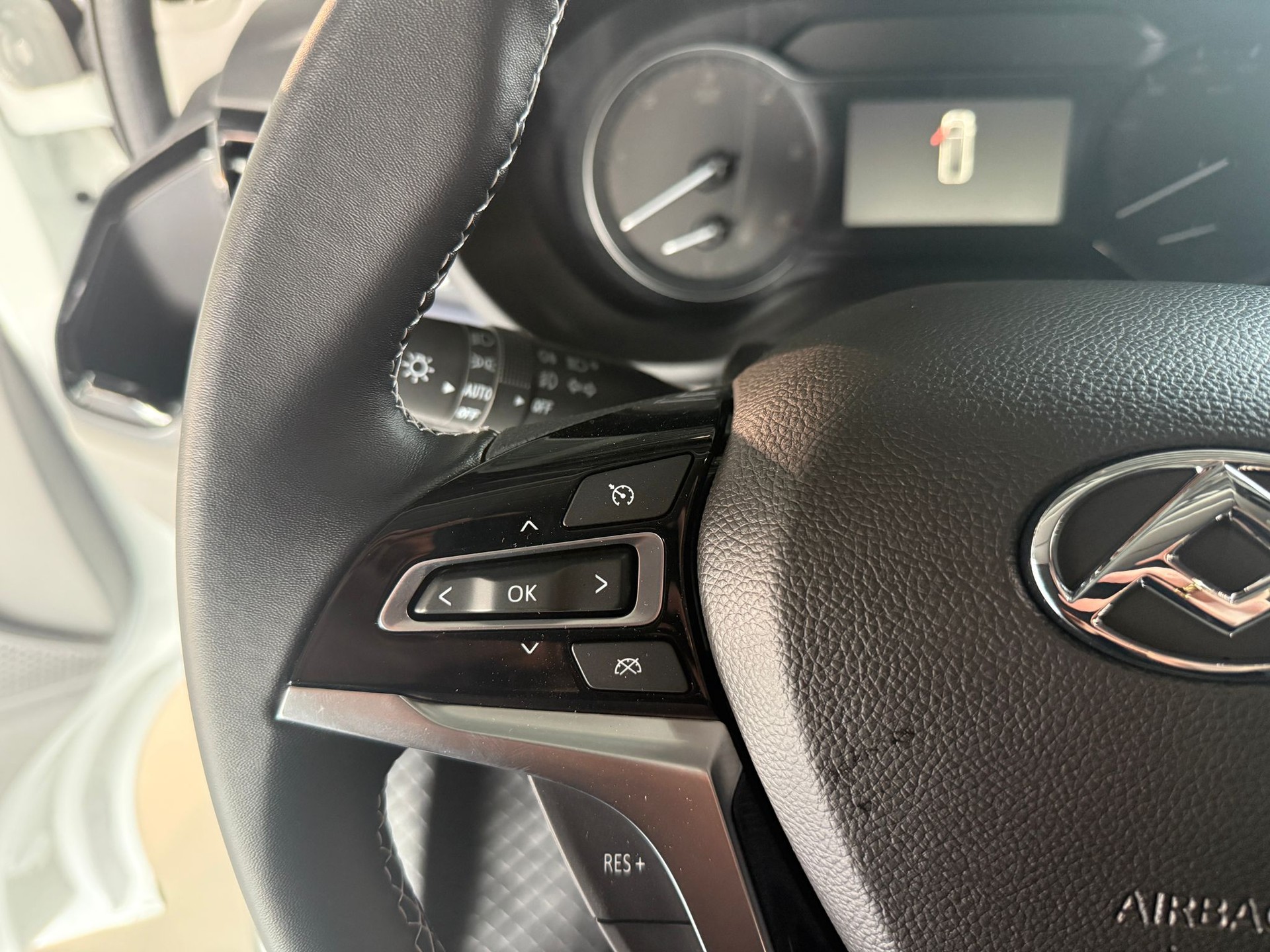 MAXUS Deliver 7 2.0D L2-image-11