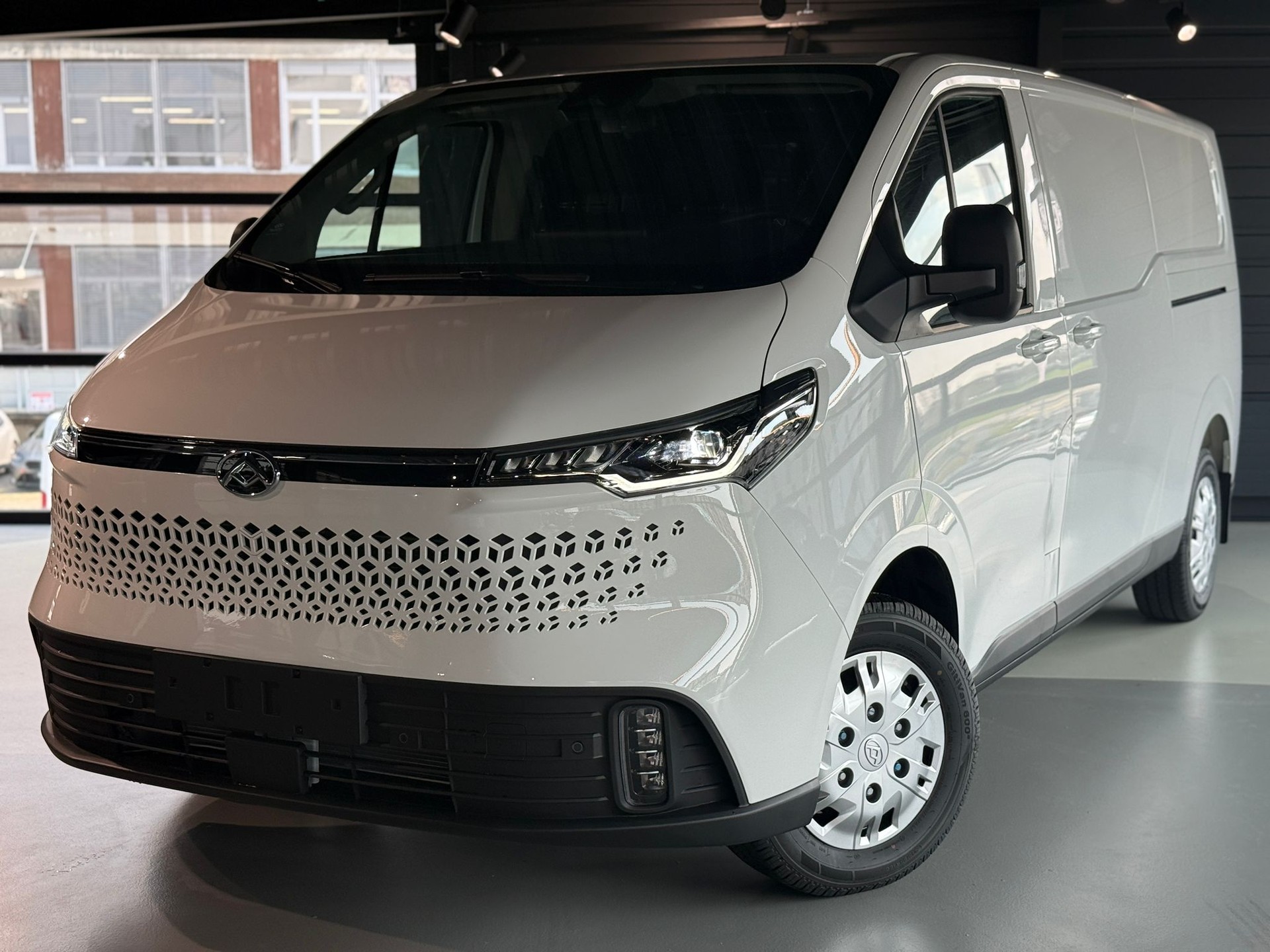 MAXUS Deliver 7 2.0D L2