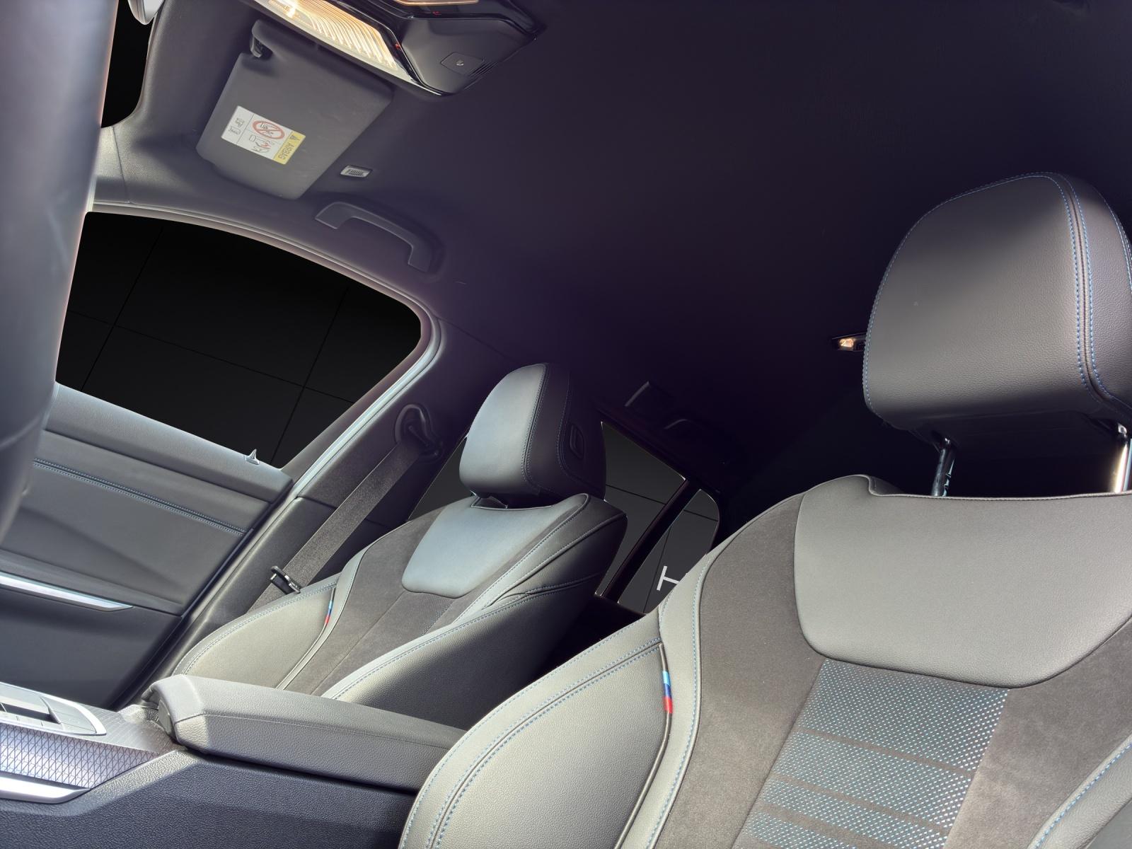 BMW 320d Touring M Sport-image-13