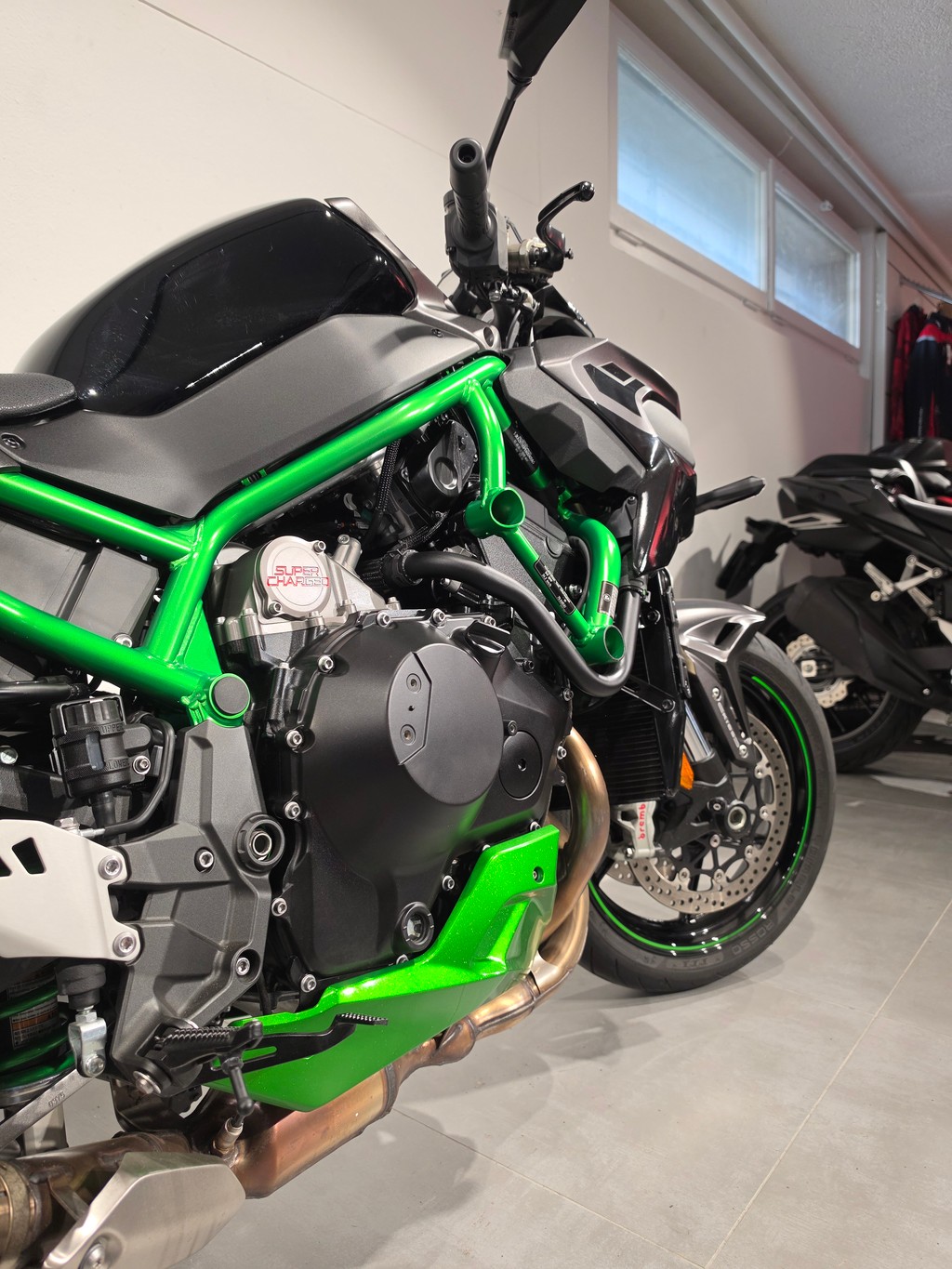 KAWASAKI Z H2-showroom-element-2