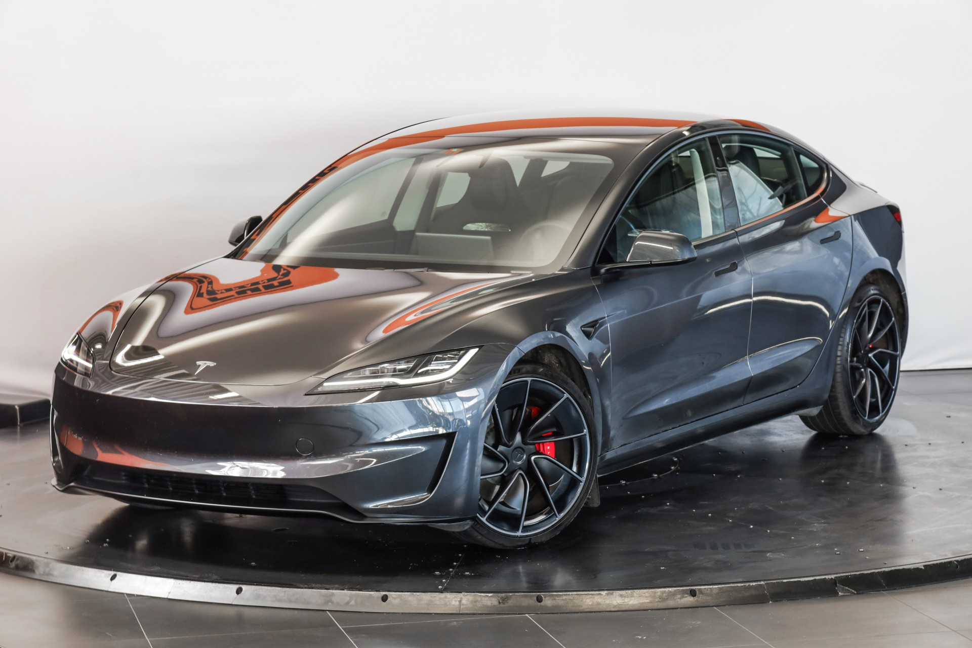 TESLA Model 3 Dual Motor Performance AWD-image-3