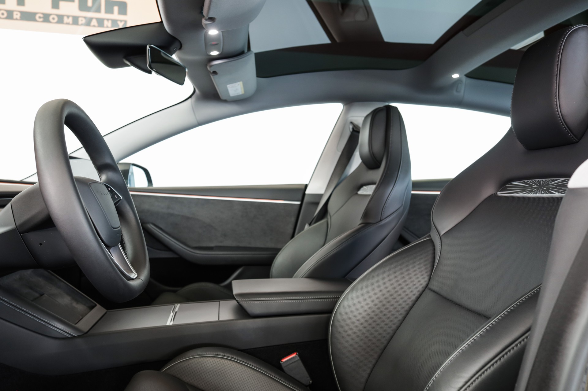 TESLA Model 3 Dual Motor Performance AWD-image-9