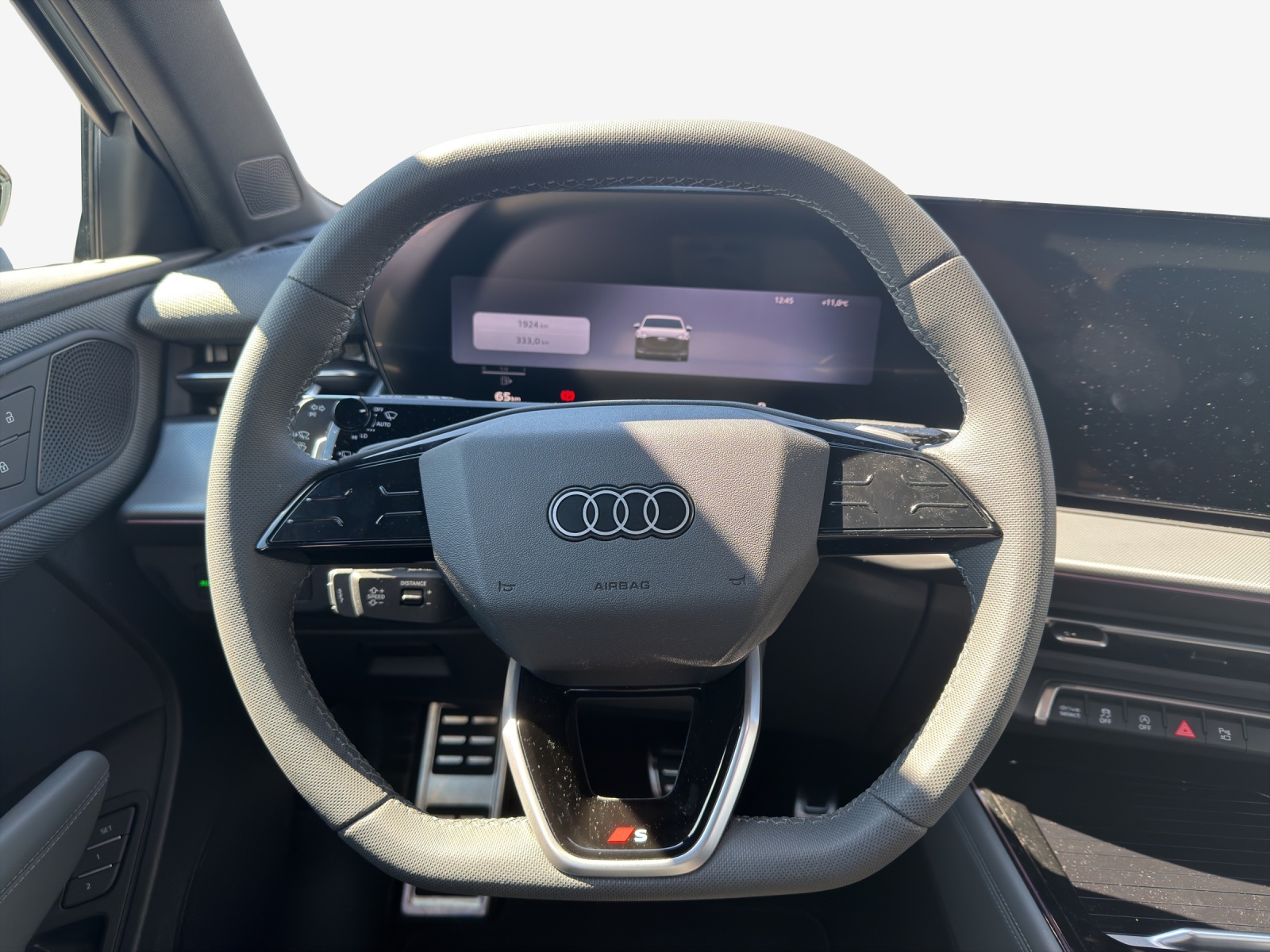 AUDI Q3 Sportback 110 kW TFSI S tronic-image-9