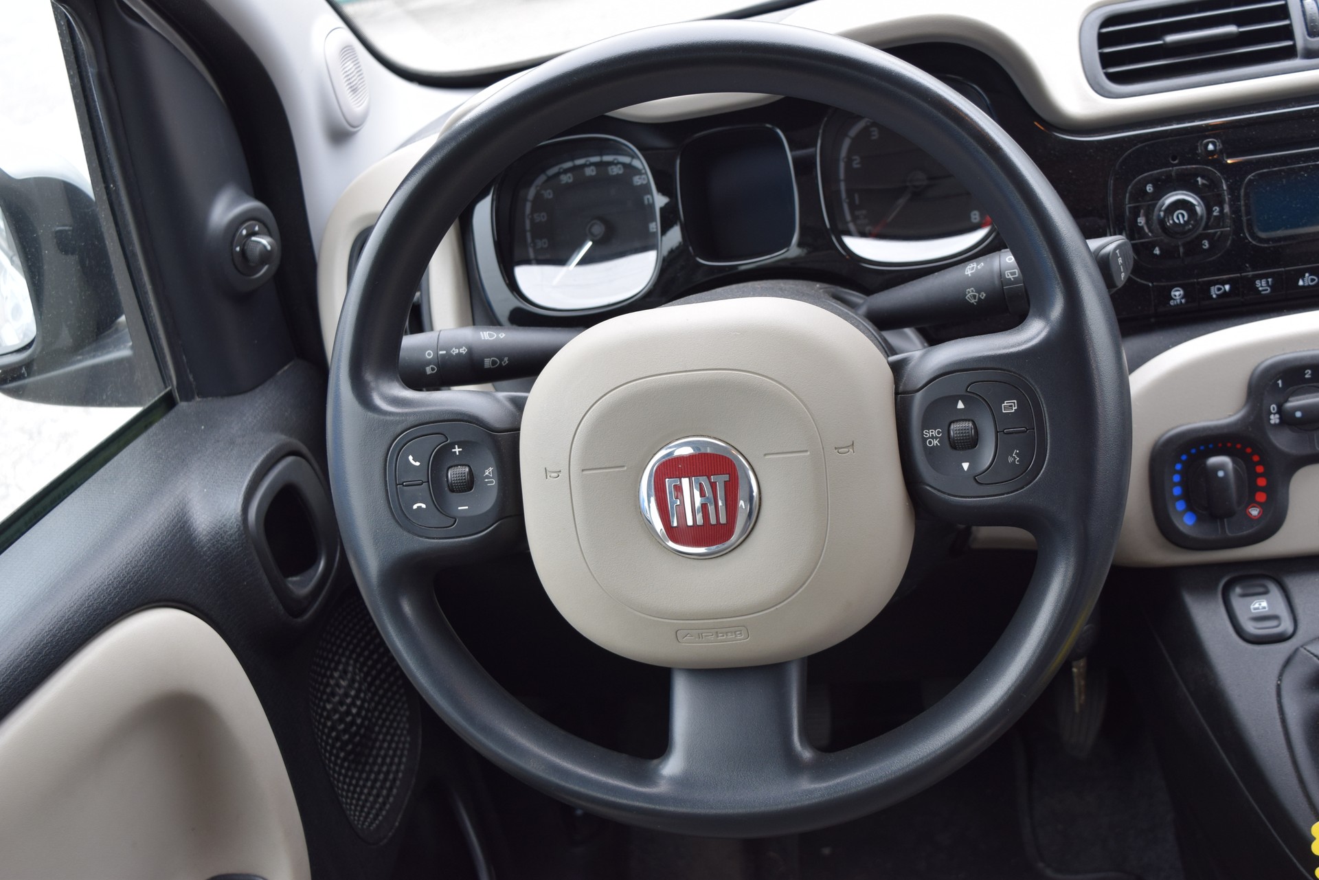 FIAT Panda 0.9 Twinair Turbo Climbing 4x4-image-13