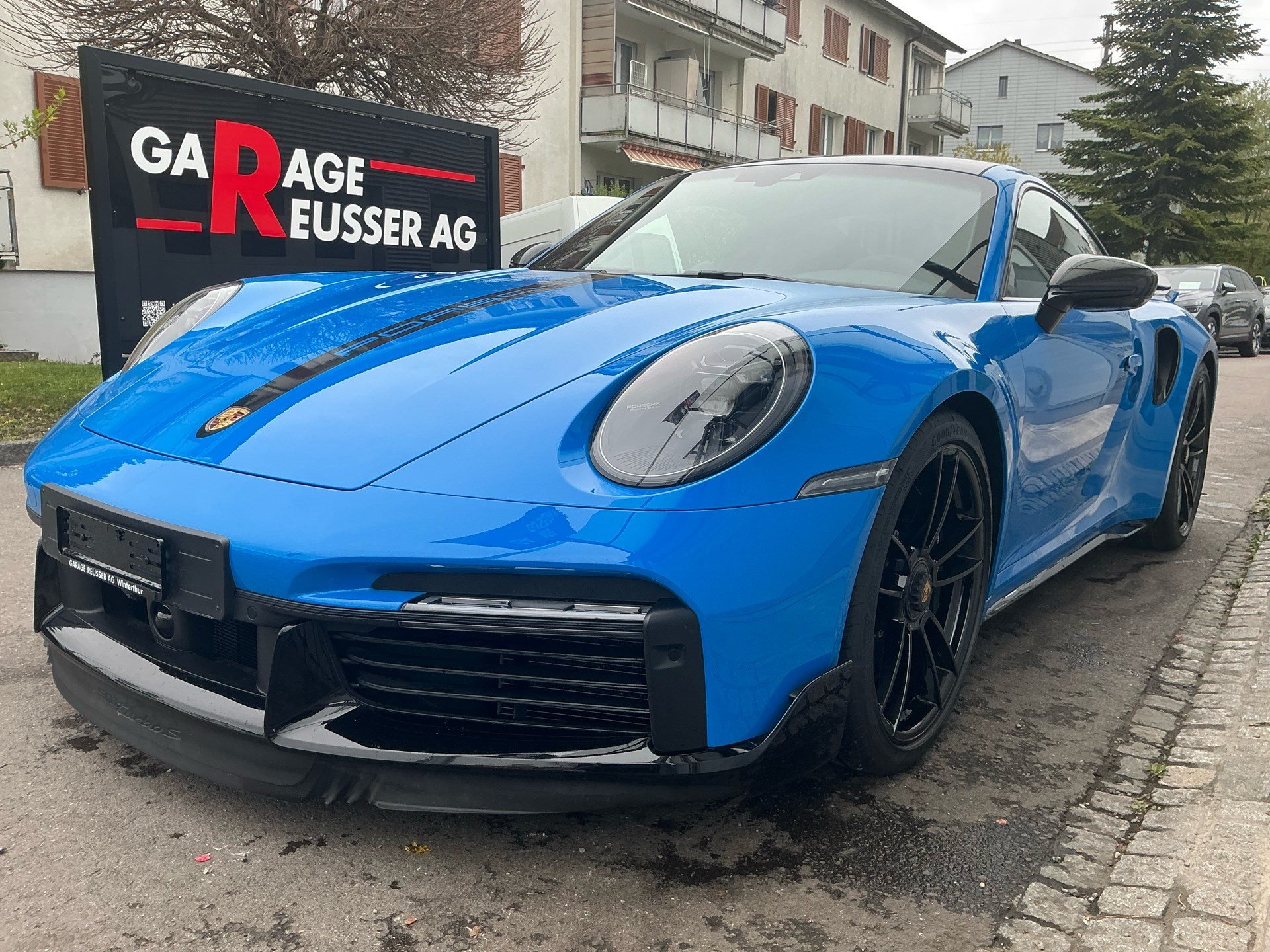 PORSCHE 911 Turbo S *** TRAUM IN SHARKBLUE ***-image-0