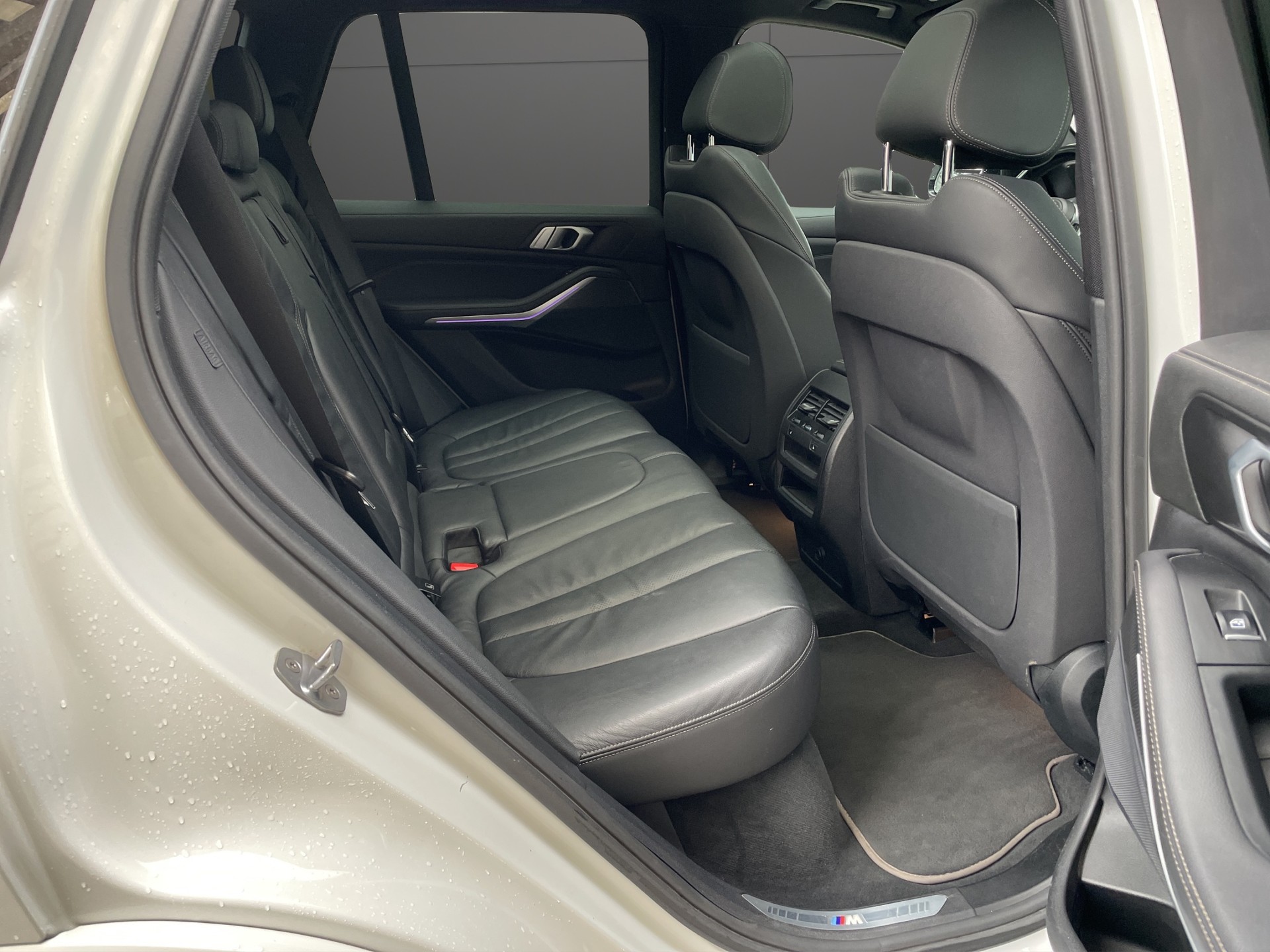 BMW X5 xDrive M50d Steptronic-image-8