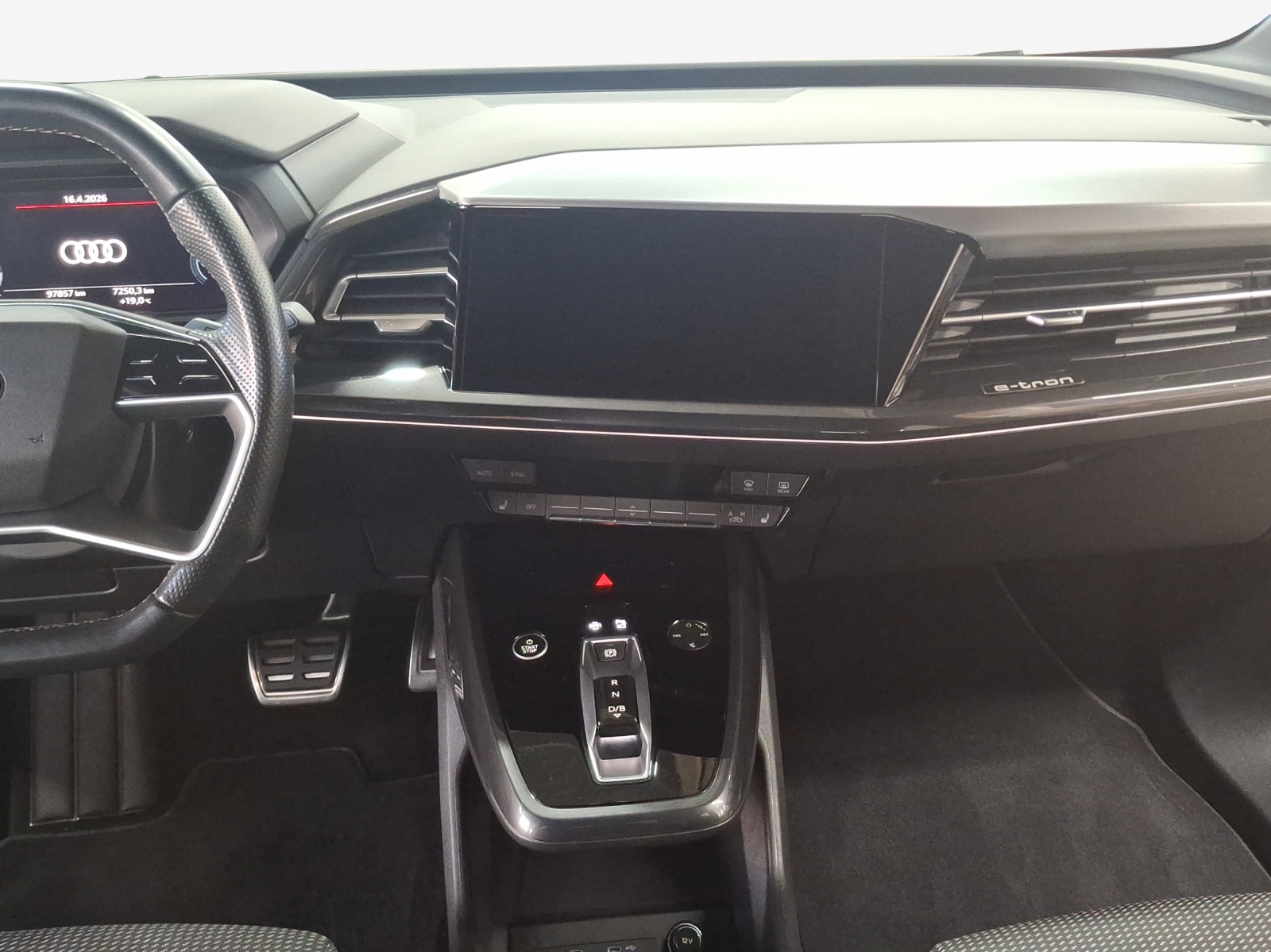 AUDI Q4 e-tron 40-image-11