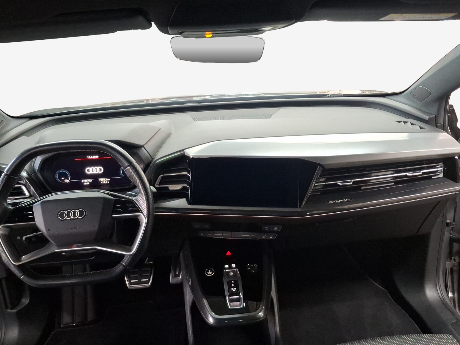 AUDI Q4 e-tron 40-image-9