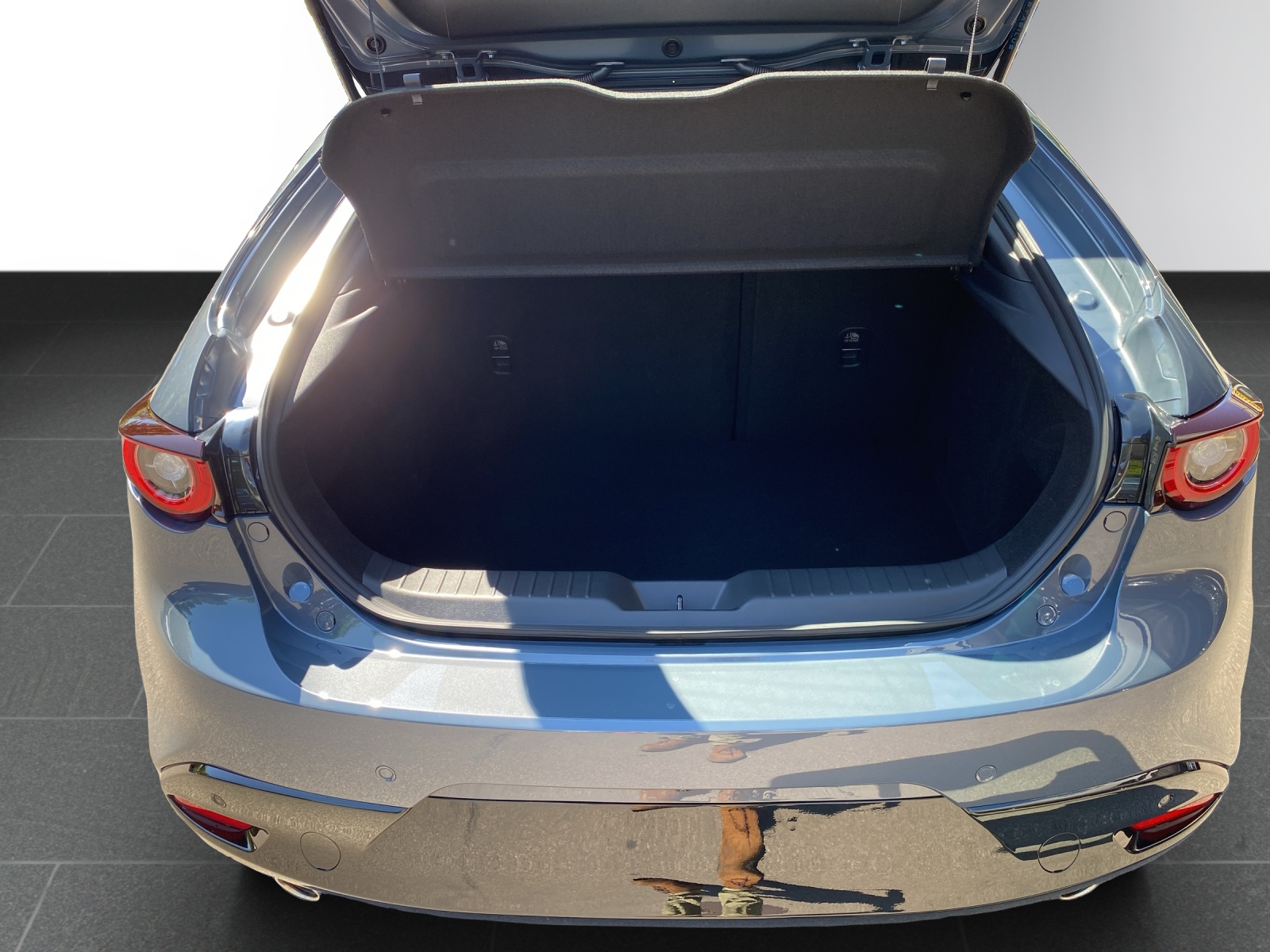MAZDA 3 Hatchback SKYACTIV-G M Hybrid 140 Centre Line Automat-image-10